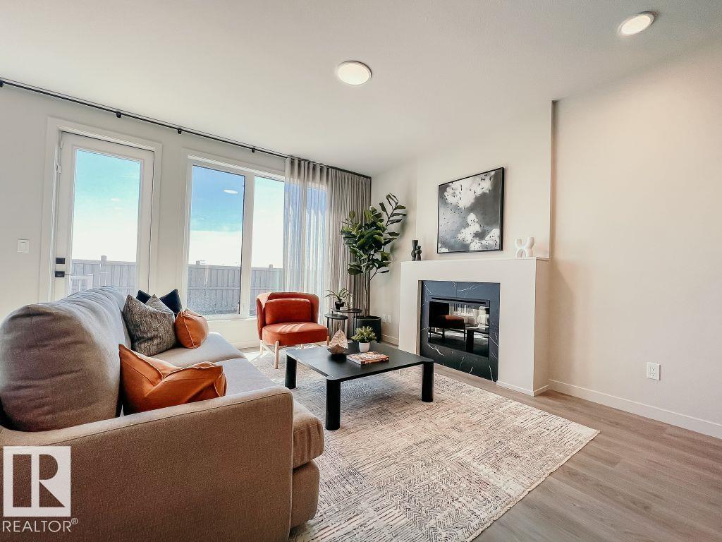 Picture for 7457 KLAPSTEIN CR SW