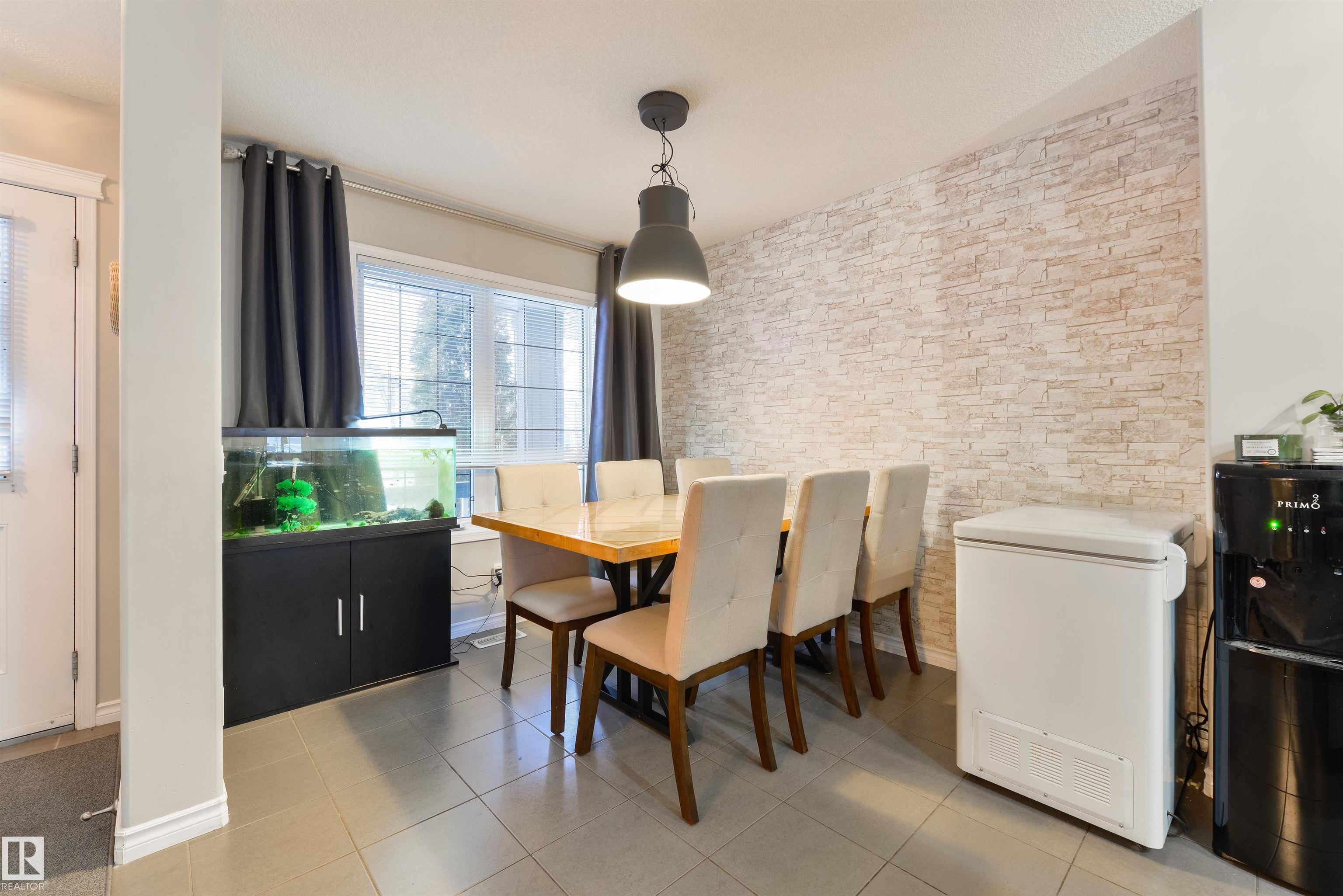 Picture for 346 SECORD BV NW