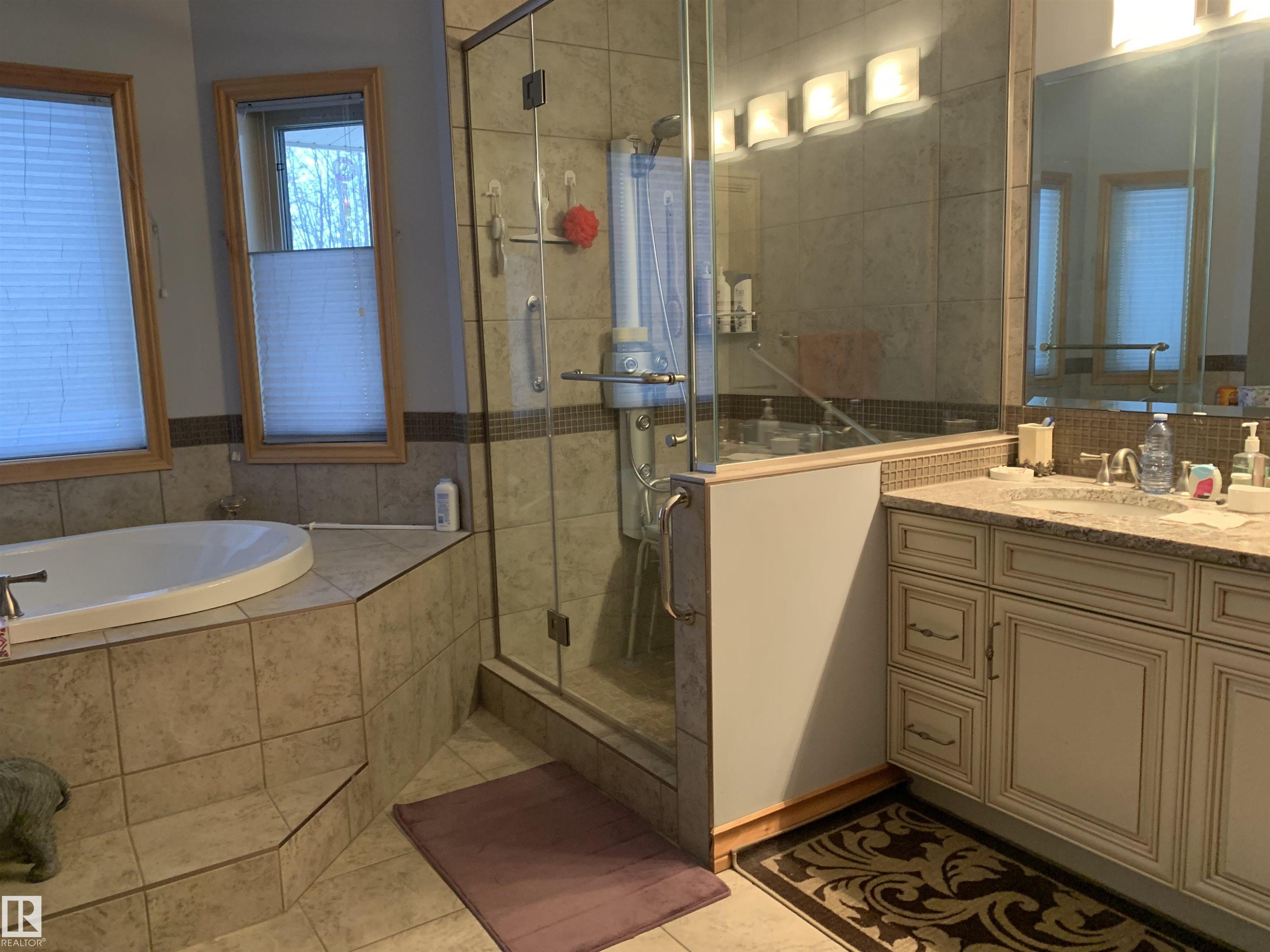 Photo 10 at 57 Longview Drive, Stoneshire, Spruce Grove