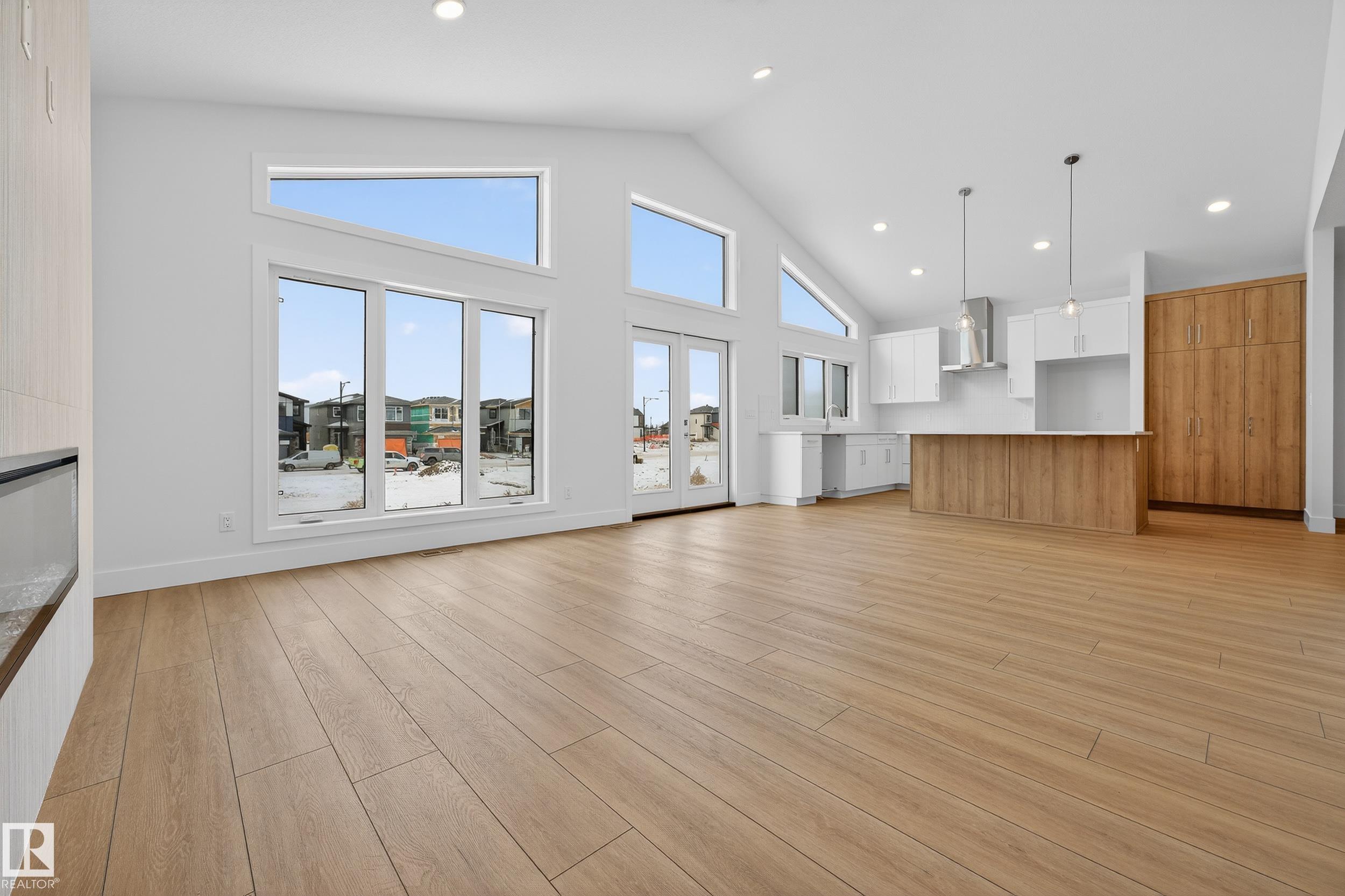 Photo 15 at 7093 Kiviaq Crescent SW, Keswick, Edmonton