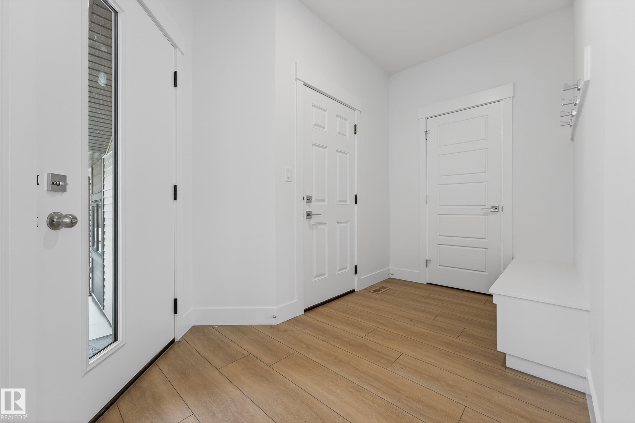 7093 Kiviaq Crescent SW, Keswick, Edmonton