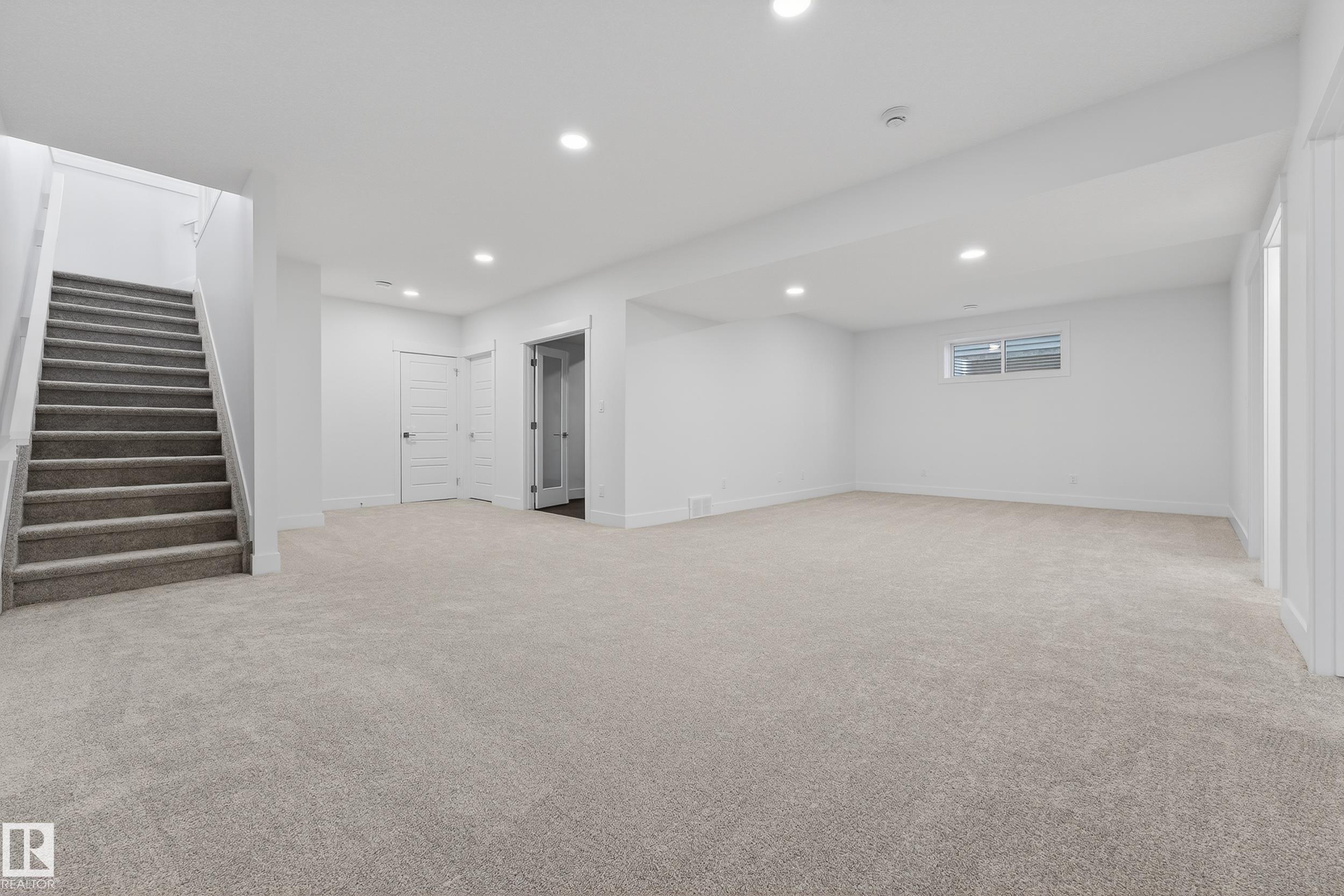 Photo 33 at 7093 Kiviaq Crescent SW, Keswick, Edmonton