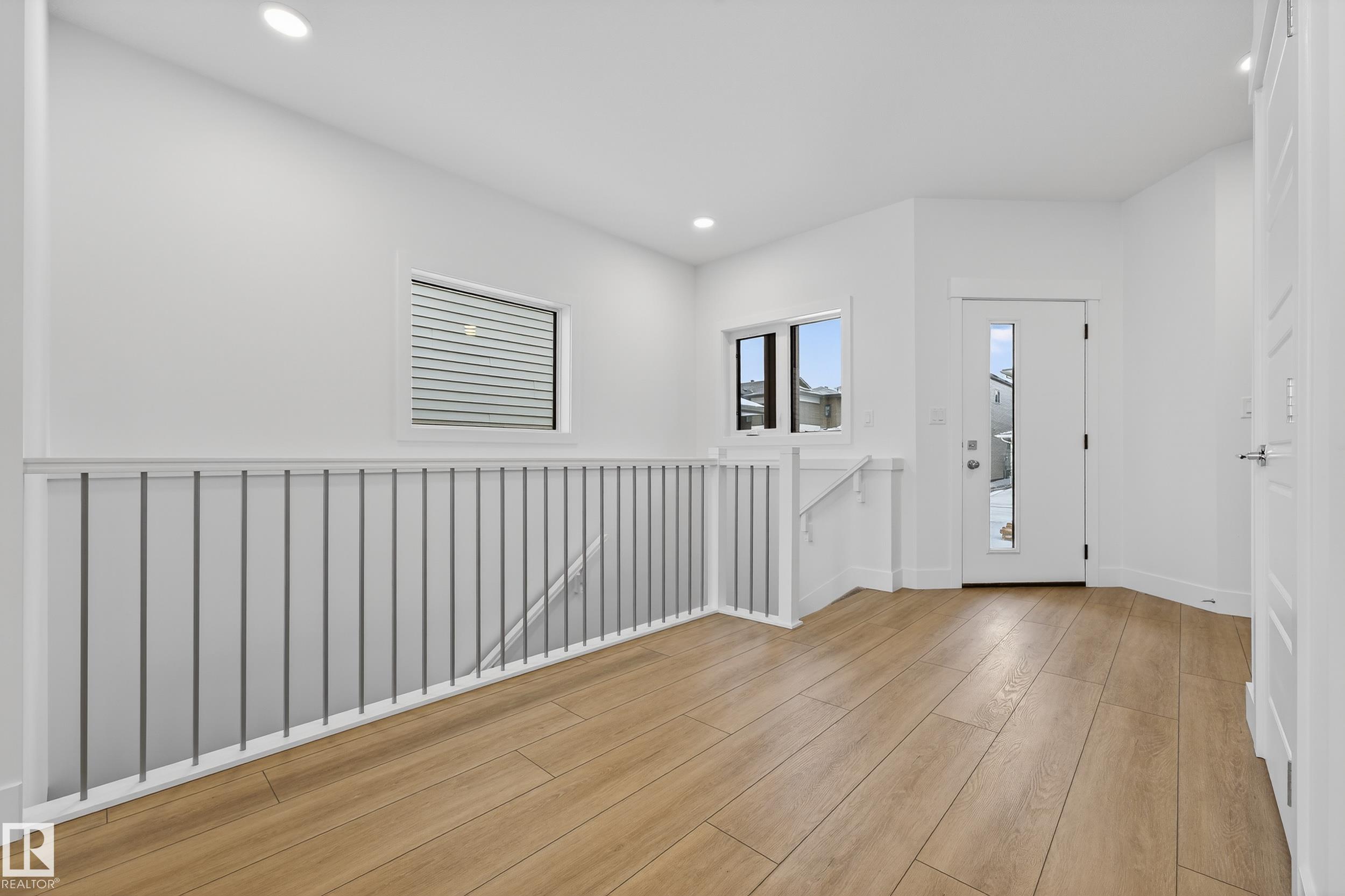 7093 Kiviaq Crescent SW, Keswick, Edmonton