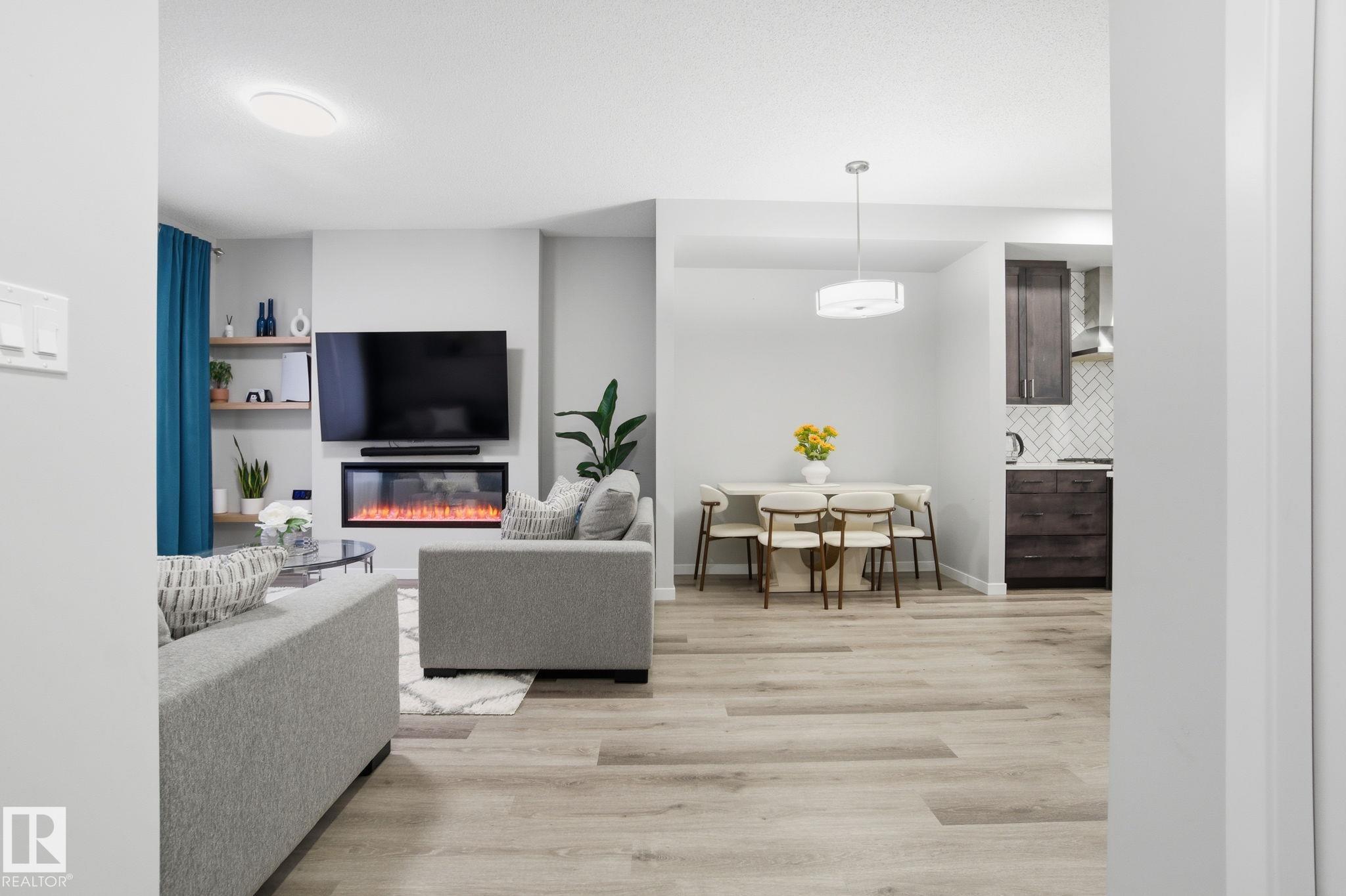 Photo 7 at 5113 Parc Reunis Way, Elan, Beaumont