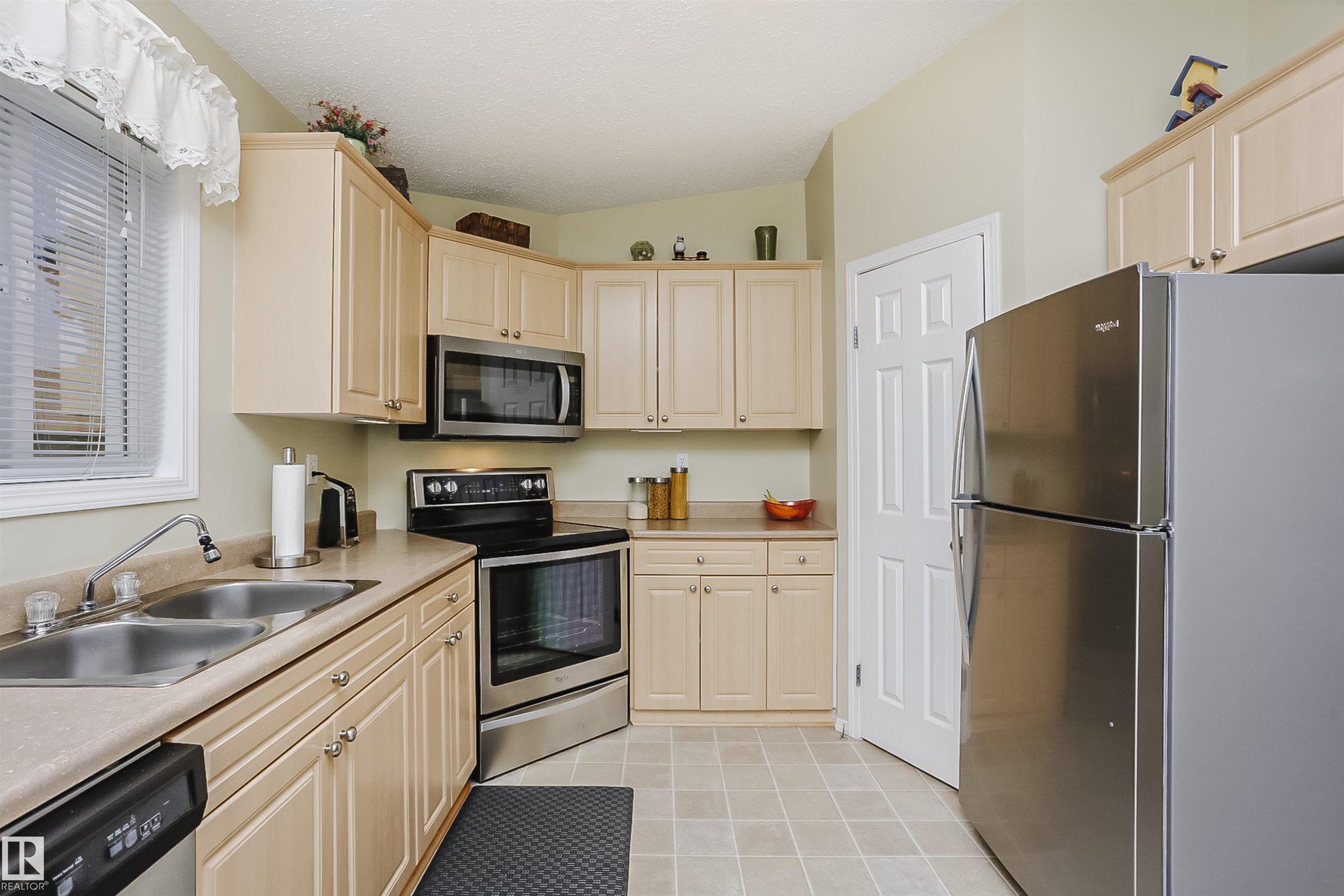 Photo 16 at 10105 105 Street, Morinville