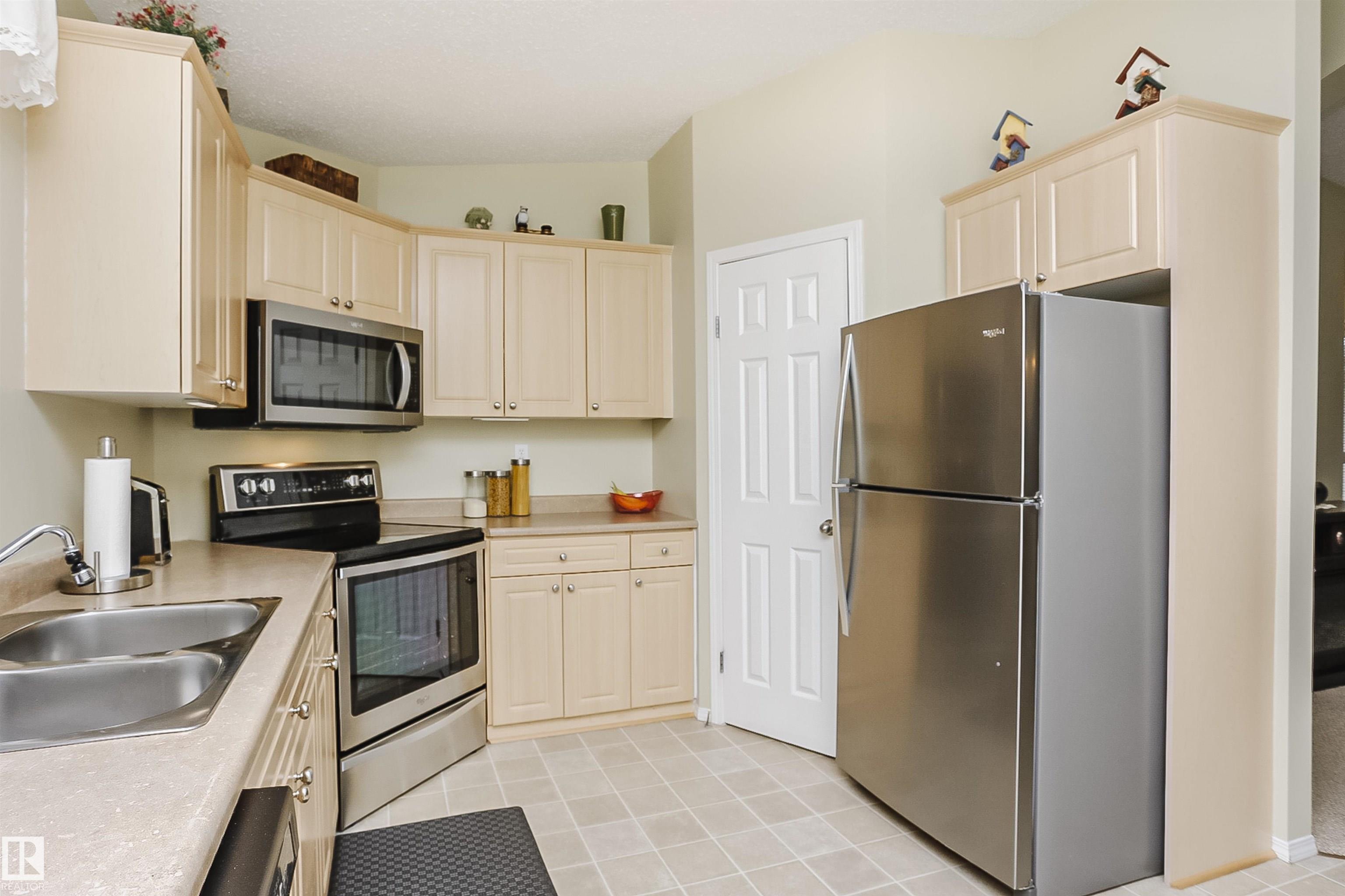 Photo 17 at 10105 105 Street, Morinville