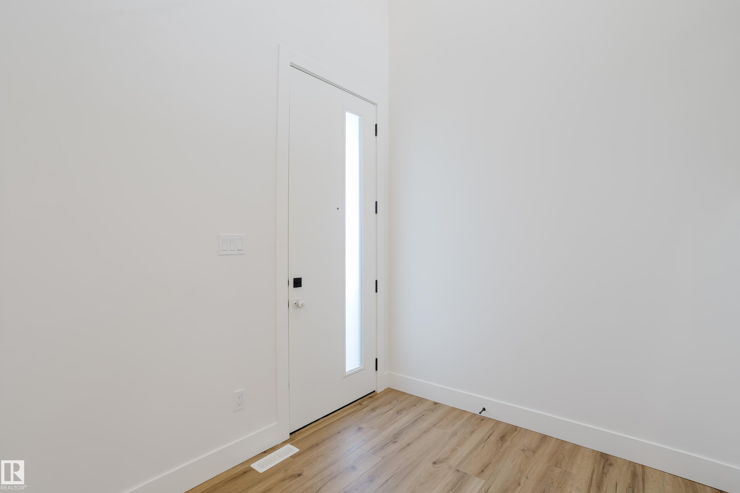 Picture for 21112 26 AV NW