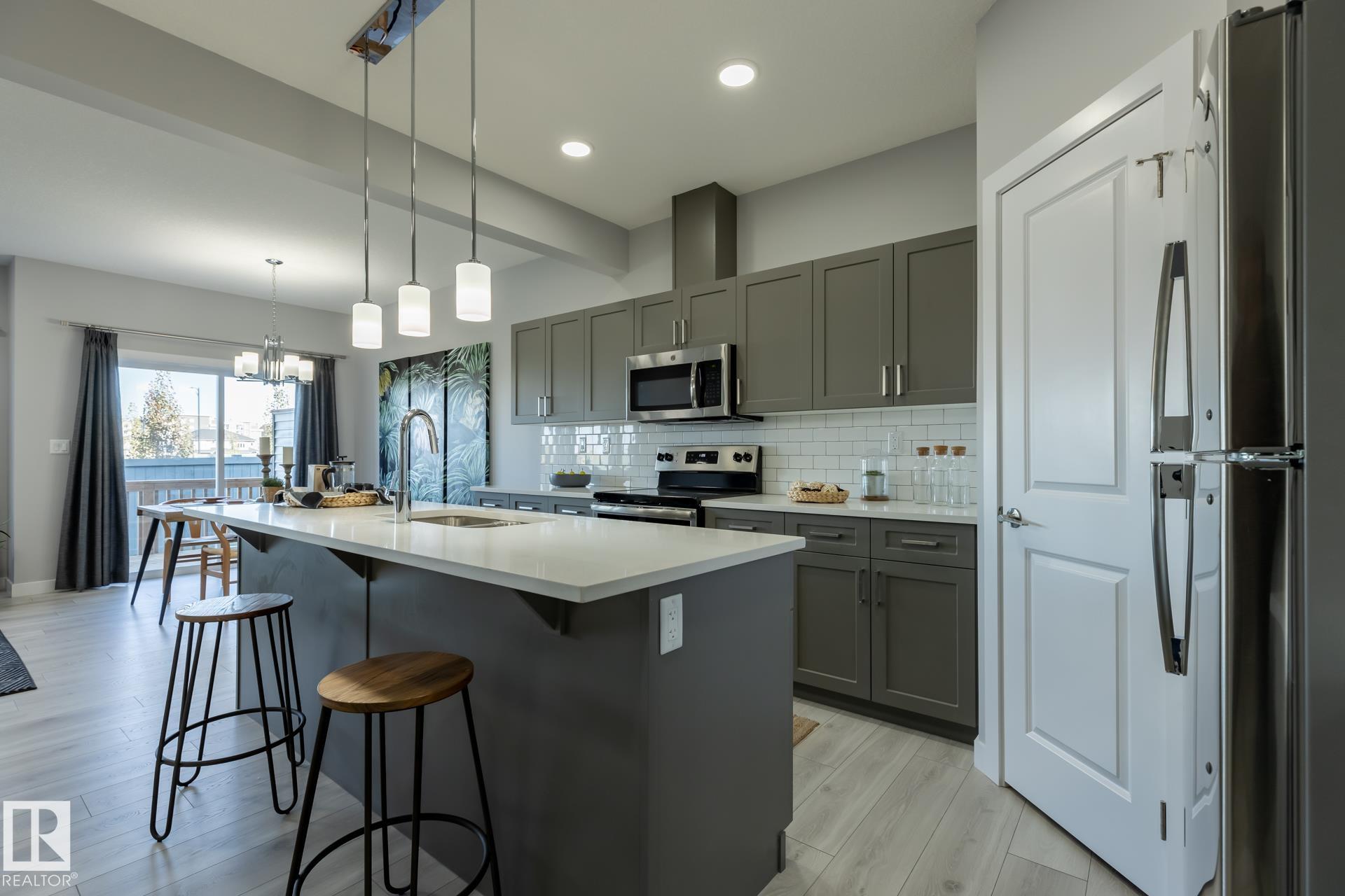 Picture for 307 27 ST SW