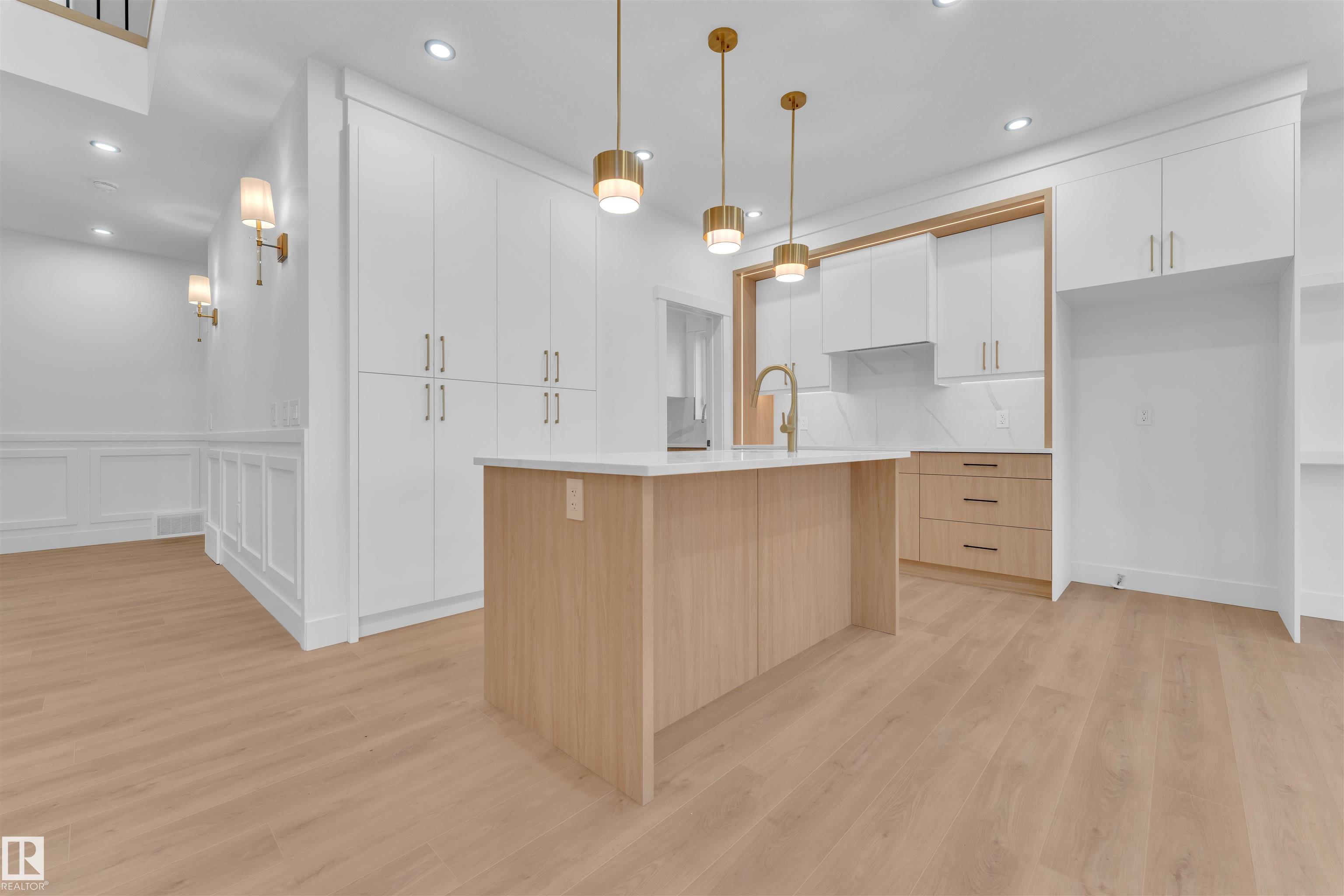 Photo 9 at 230 Linden Loop, Woodbend, Leduc