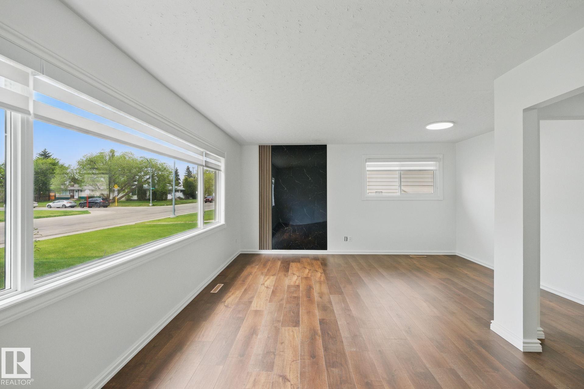 Picture for 13316 136 AV NW