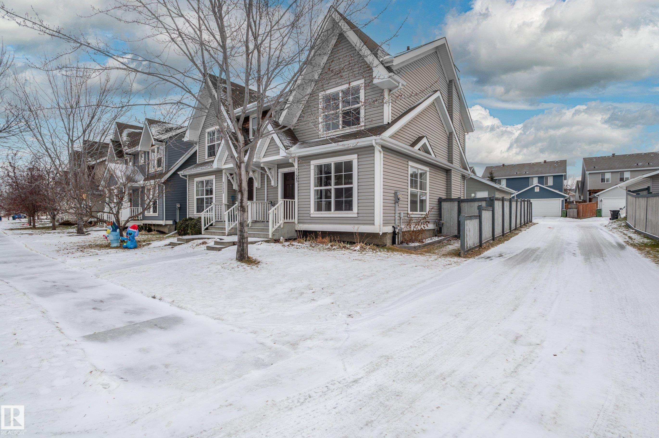 Picture for 7125 21 AV SW