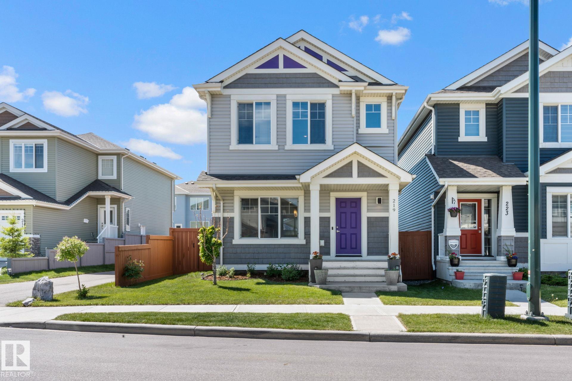 219 42 Avenue NW, Maple Crest, Edmonton