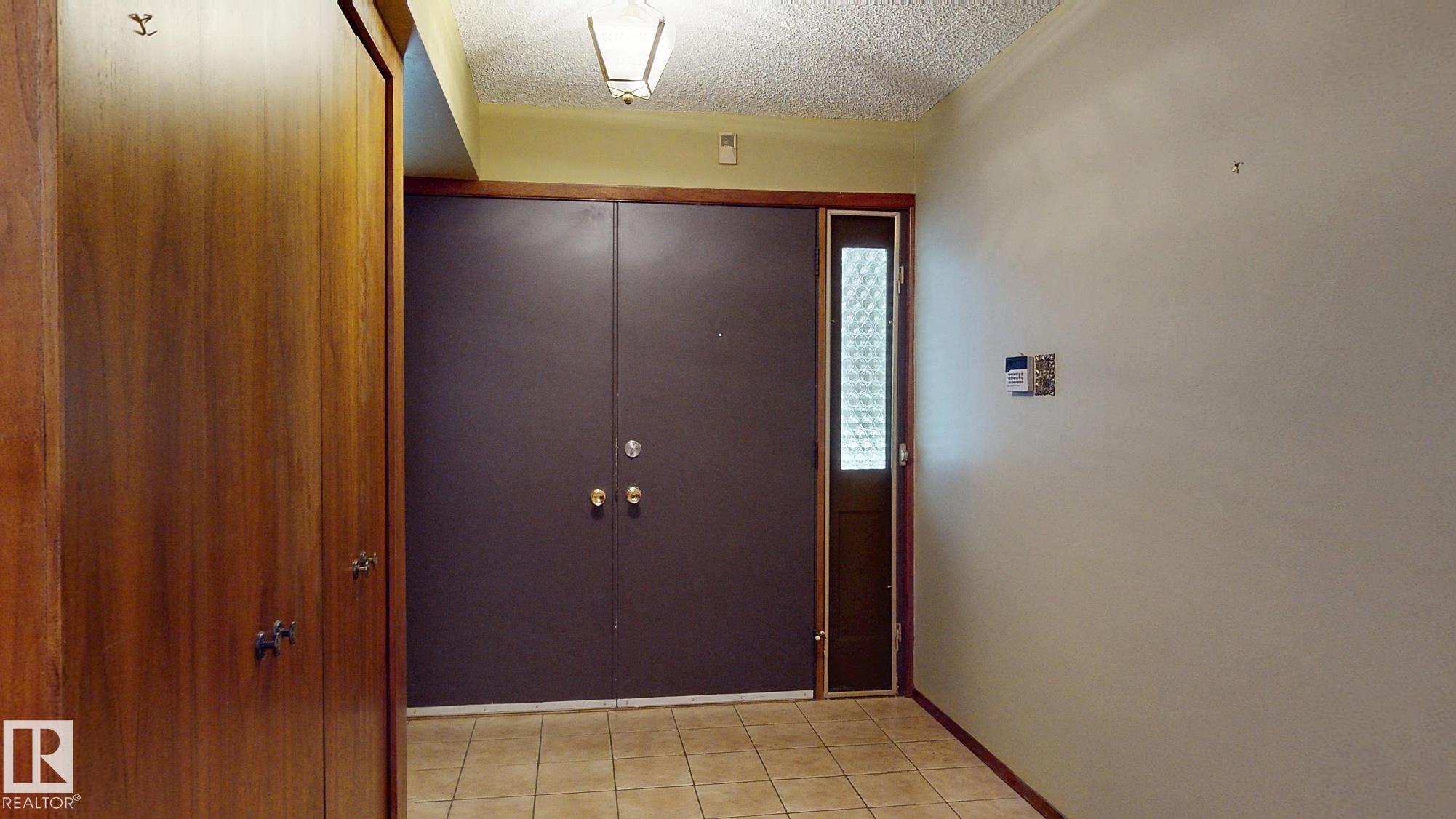 Picture for 32 ST GEORGE'S CR NW