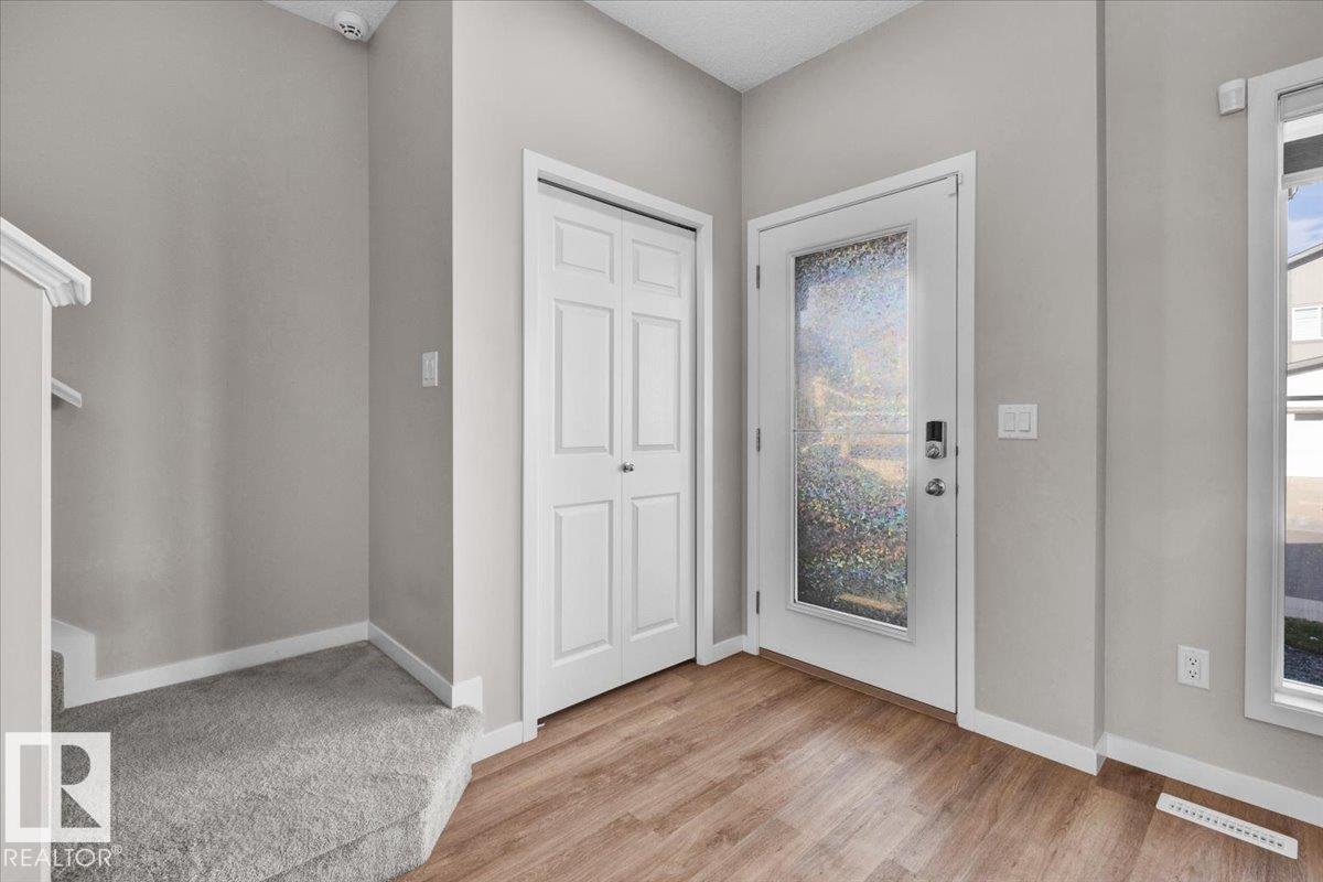 Picture for 1239 16 AV NW