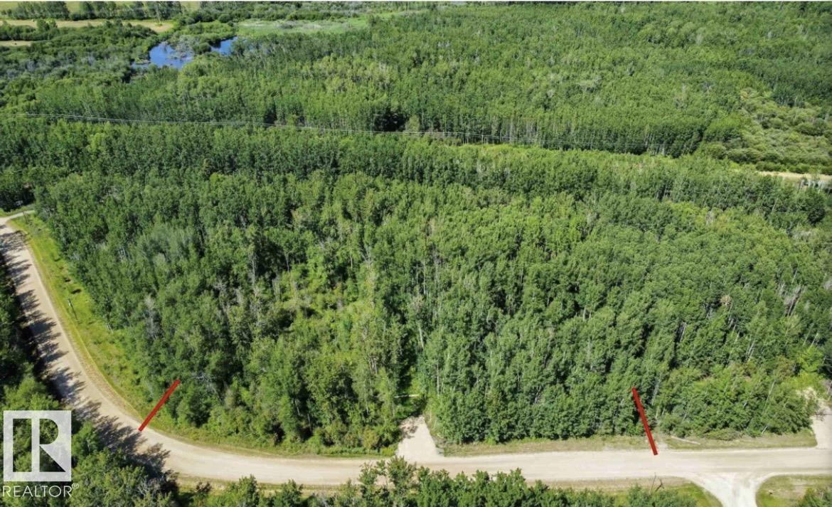 Photo 7 at 4312 Lakeshore Road, None, Rural Parkland County