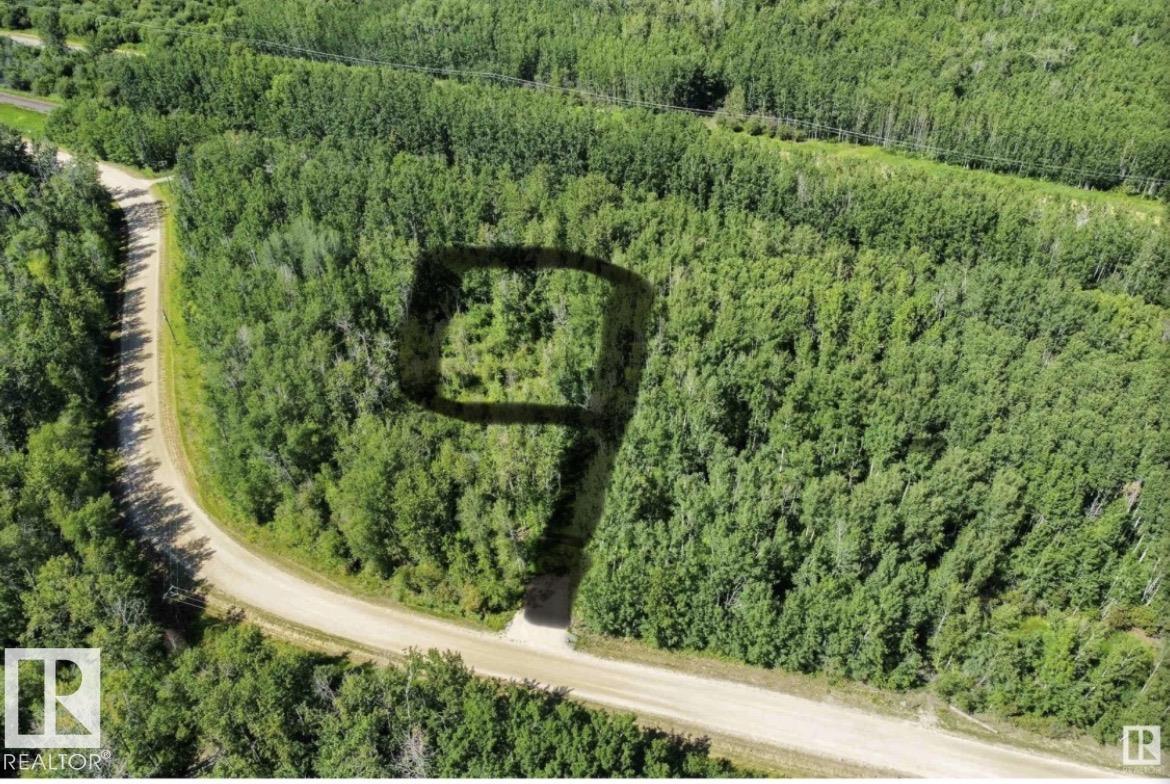 Photo 8 at 4312 Lakeshore Road, None, Rural Parkland County