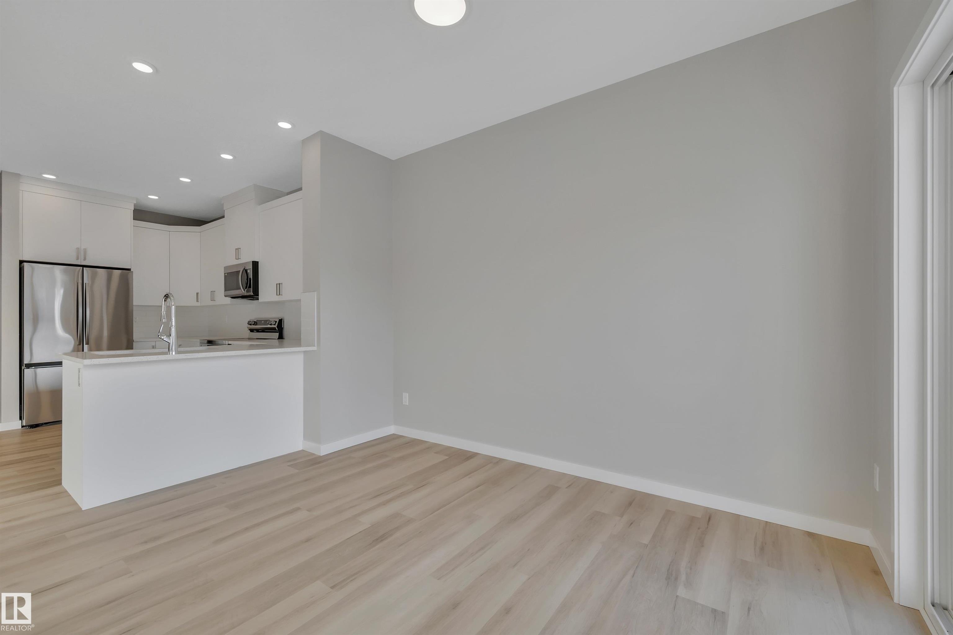 Photo 12 at 8927 Elves Loop NW, Edgemont, Edmonton