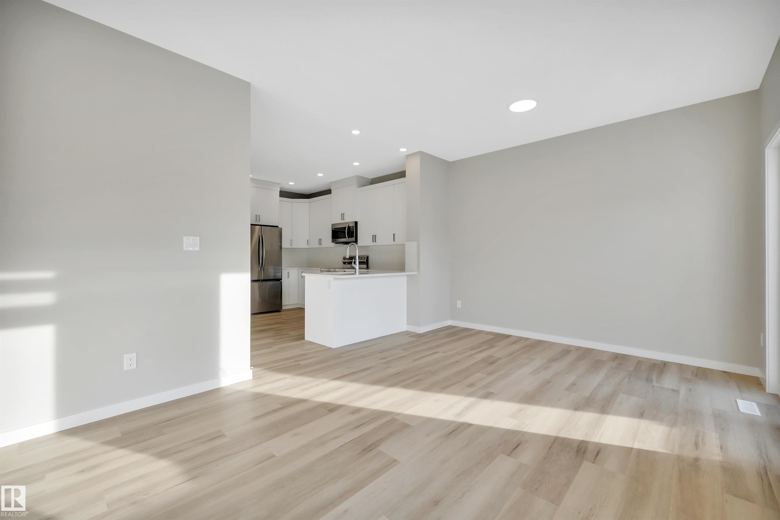 Photo 15 at 8927 Elves Loop NW, Edgemont, Edmonton