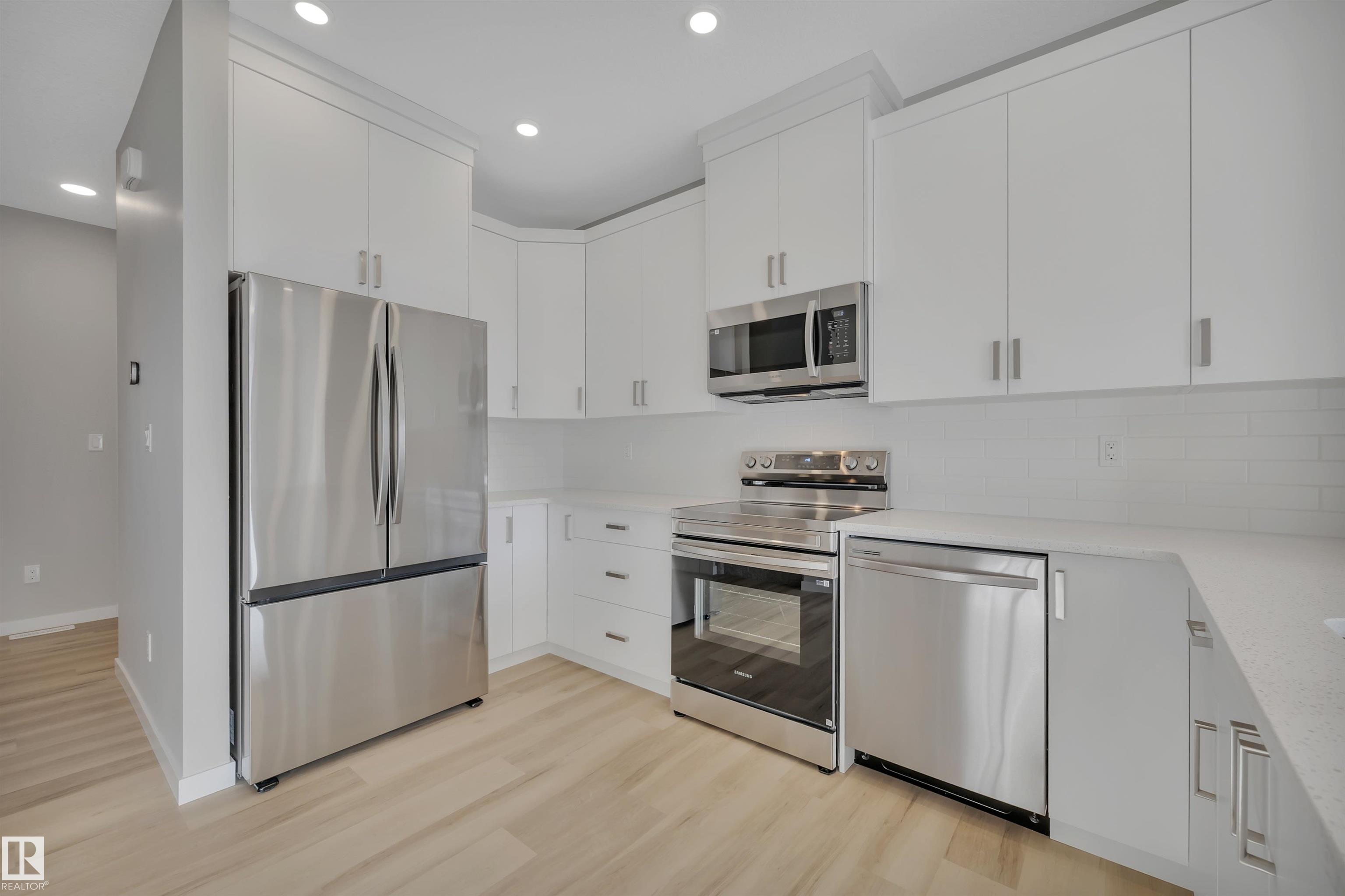 Photo 8 at 8927 Elves Loop NW, Edgemont, Edmonton