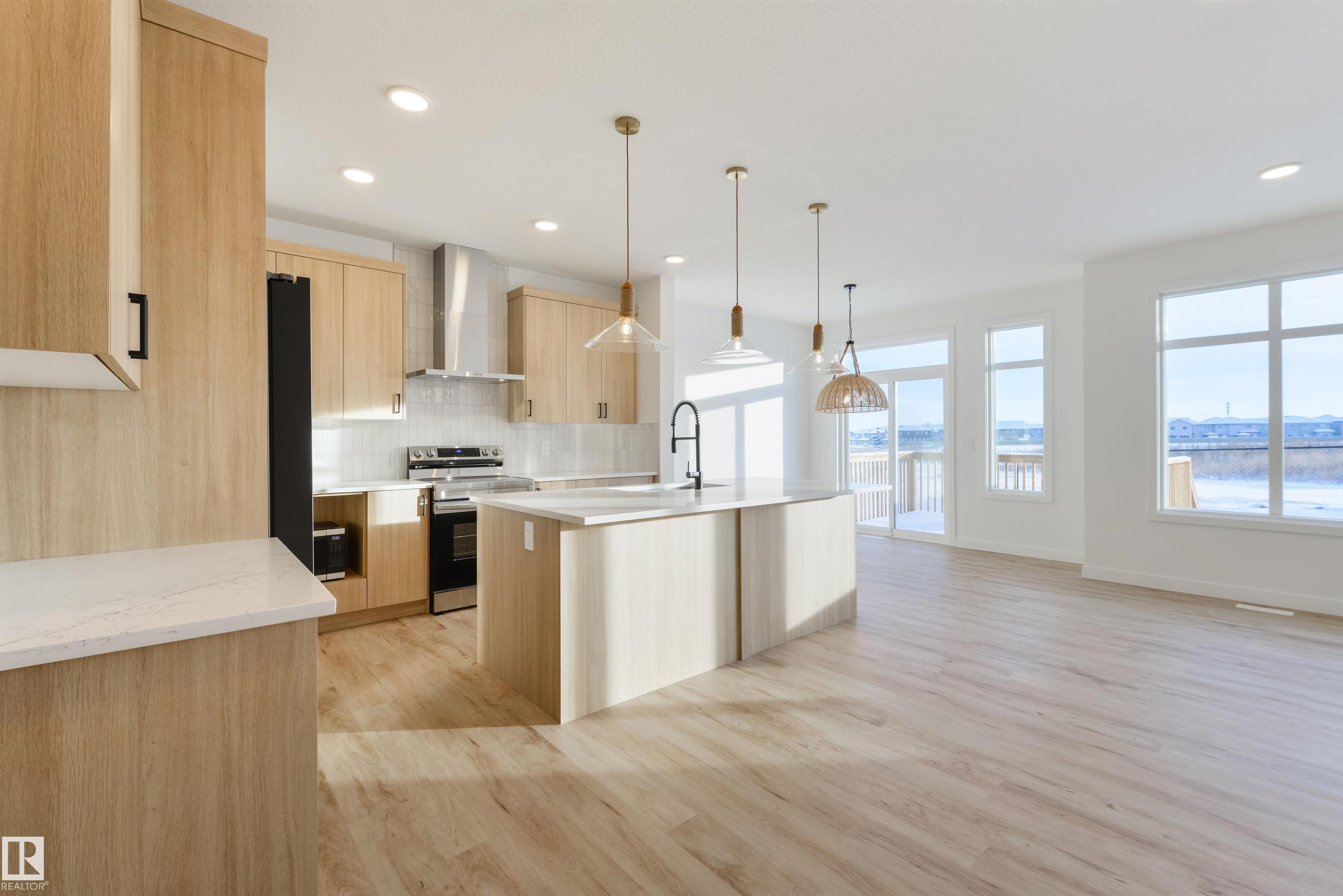 Photo 6 at 8 Cobblestone Gate, Copperhaven, Spruce Grove