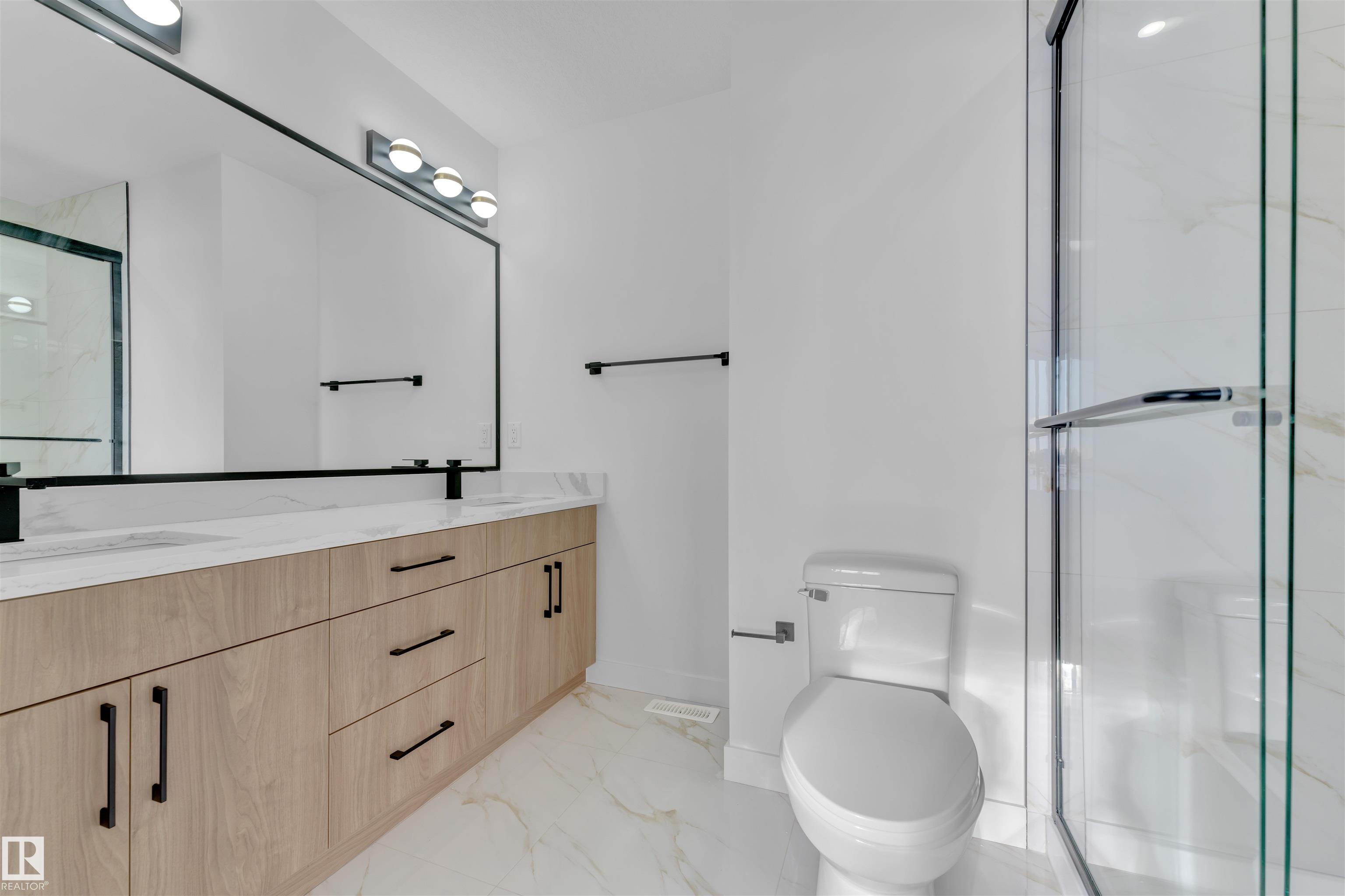 3608 39 Avenue, Azur, Beaumont