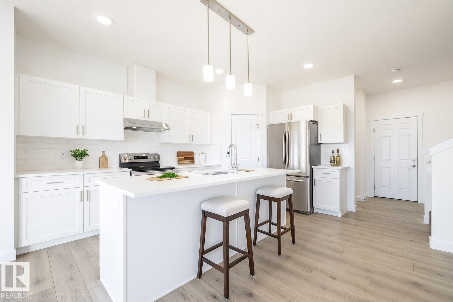 Picture for 305 27 ST SW