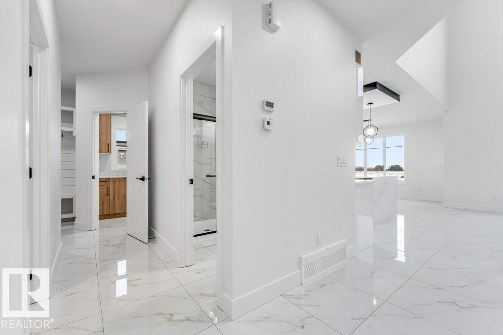 221 Crystal Creek Drive, Crystal Creek, Leduc