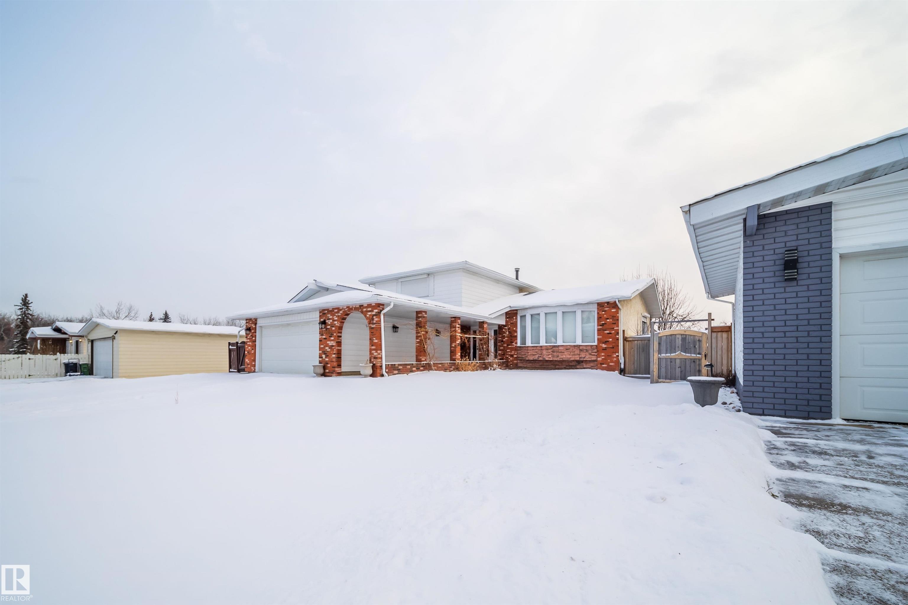 Photo 22 at 12203 158 Avenue NW, Dunluce, Edmonton