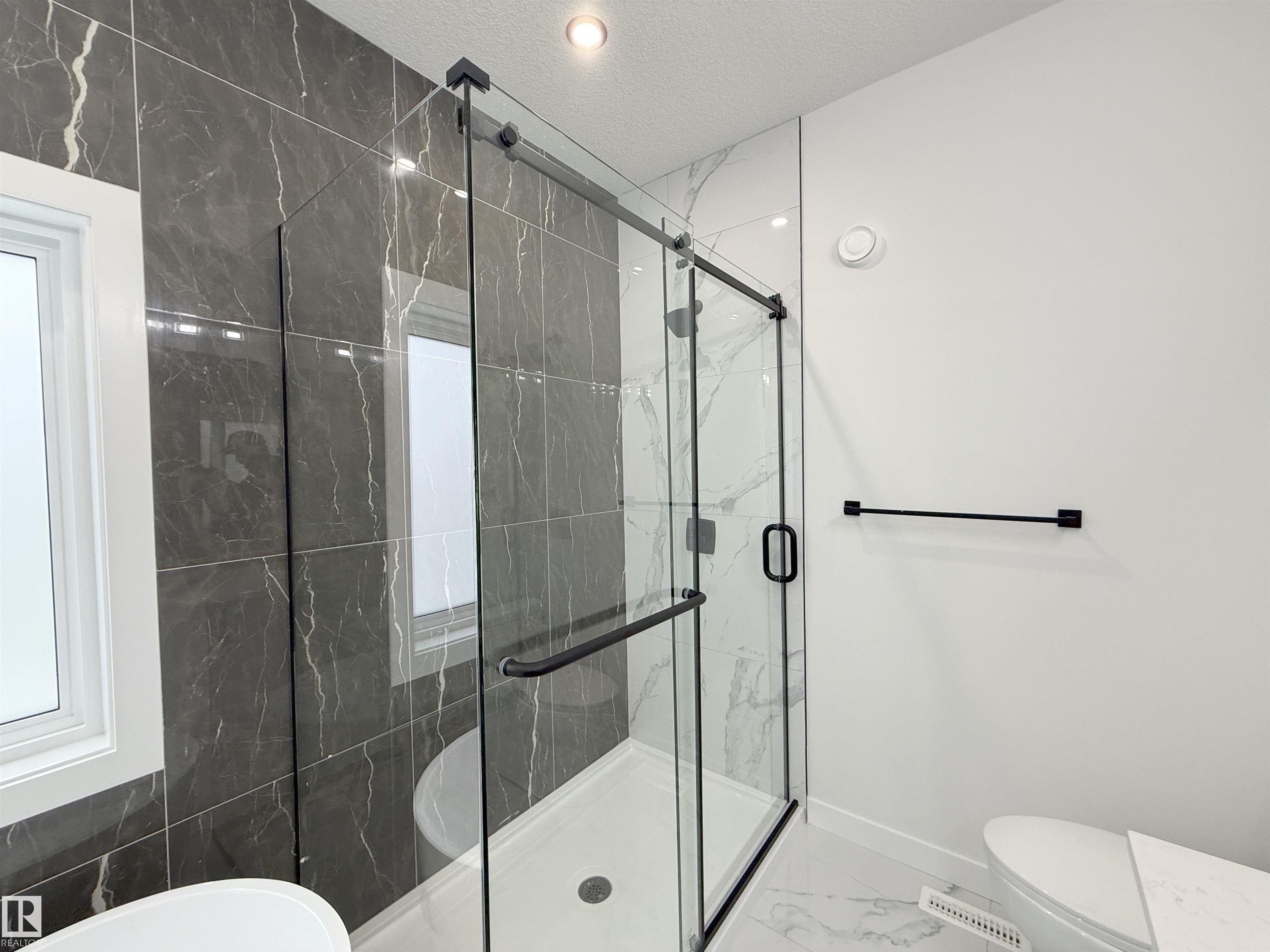 Photo 27 at 334 Roberts Wynd, Robinson, Leduc