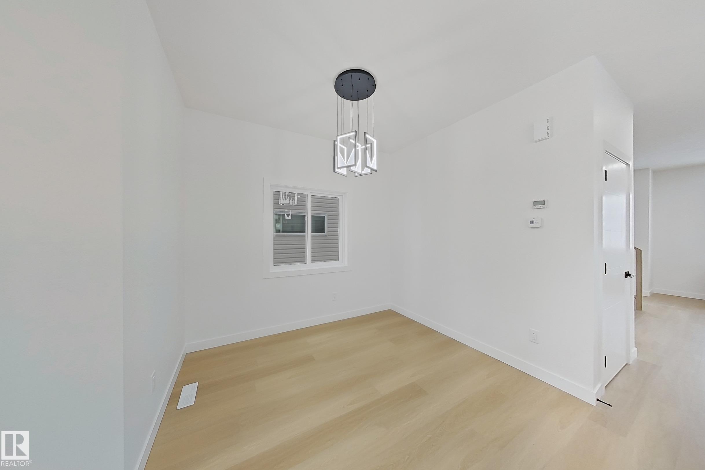 Photo 9 at 334 Roberts Wynd, Robinson, Leduc