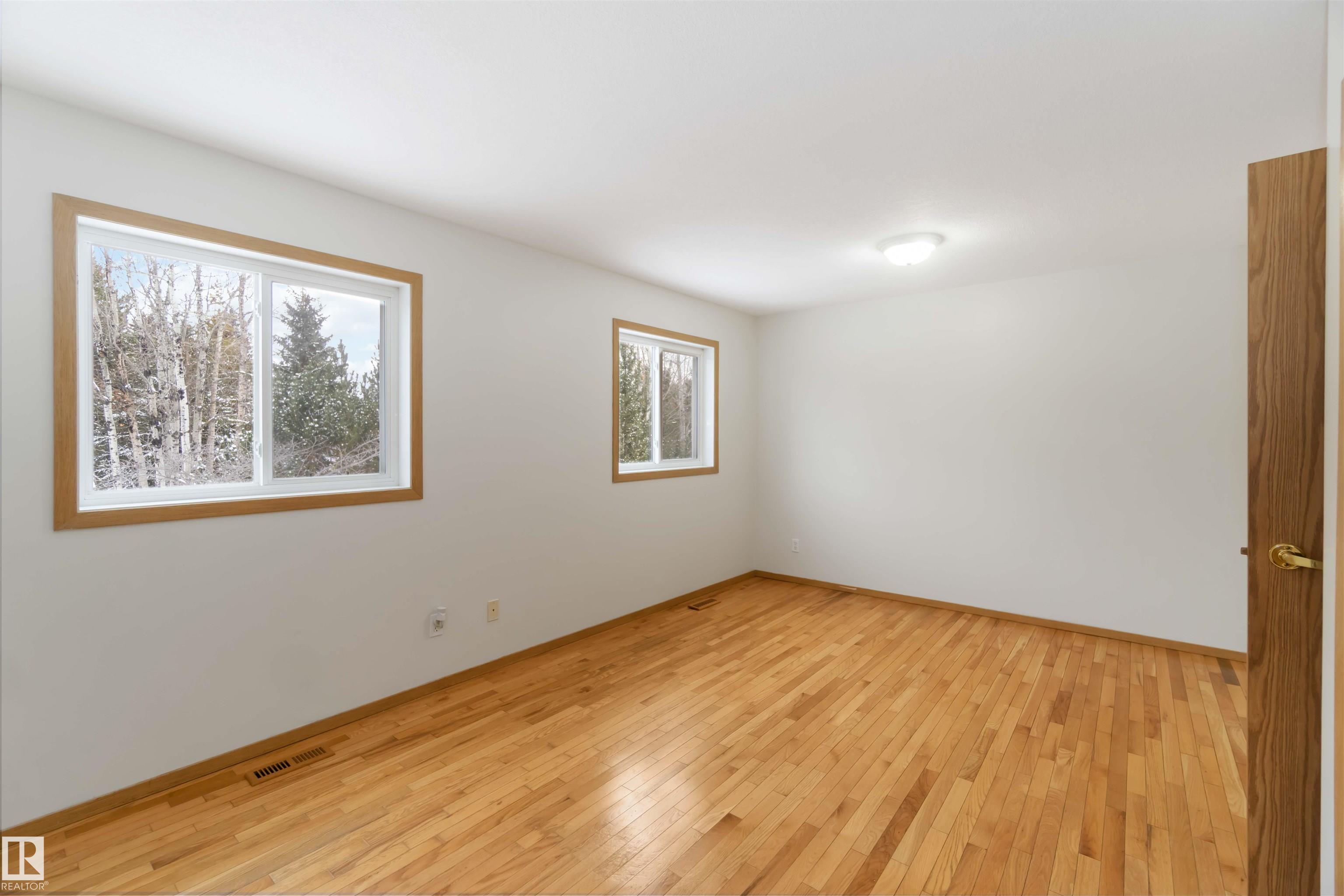 Photo 28 at 8 - 53129 Range Road 14, Valaspen Place, Rural Parkland County