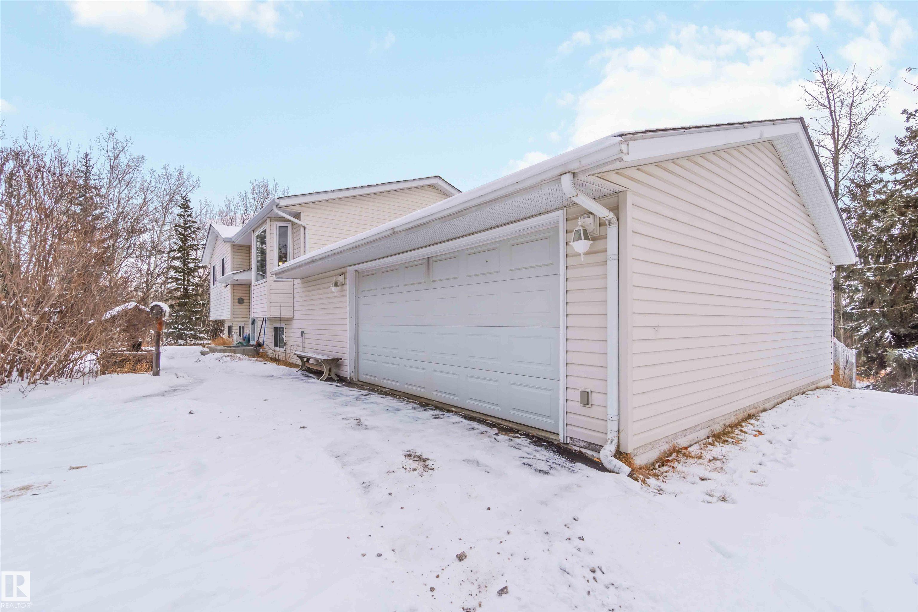 8 - 53129 Range Road 14, Valaspen Place, Rural Parkland County