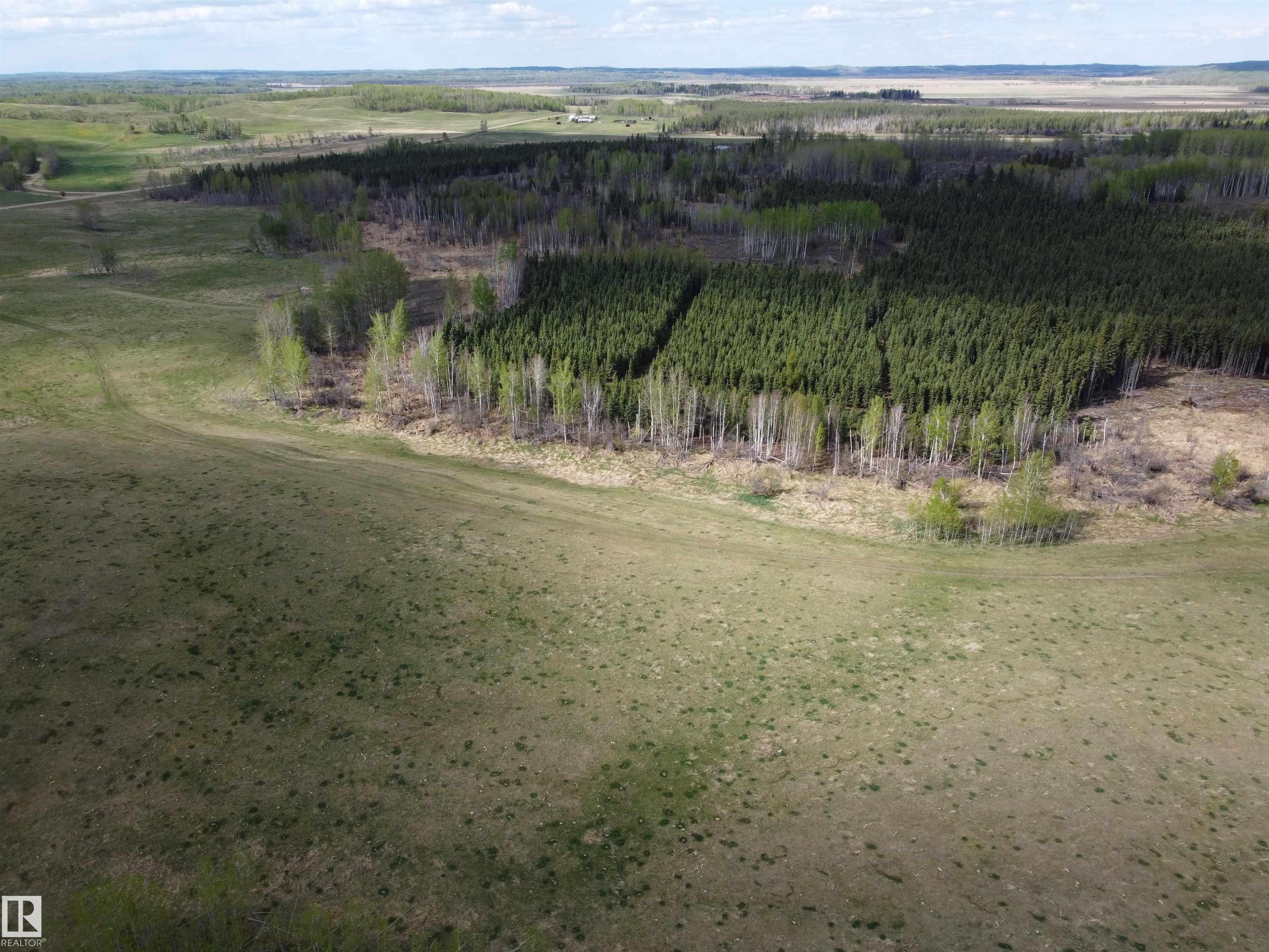 Photo 26 at 52201 Range Road 52, Tomahawk, Rural Parkland County