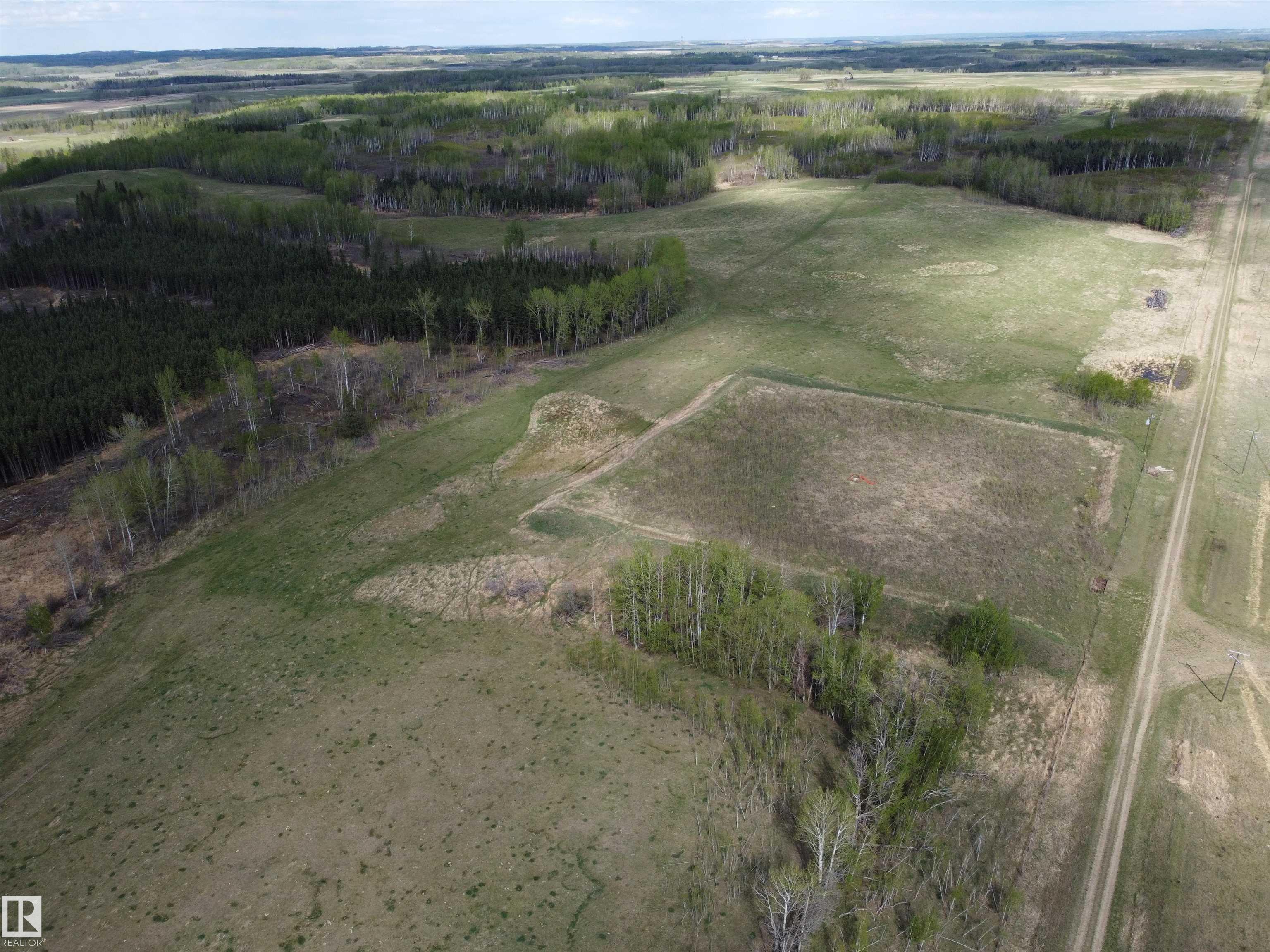 Photo 28 at 52201 Range Road 52, Tomahawk, Rural Parkland County