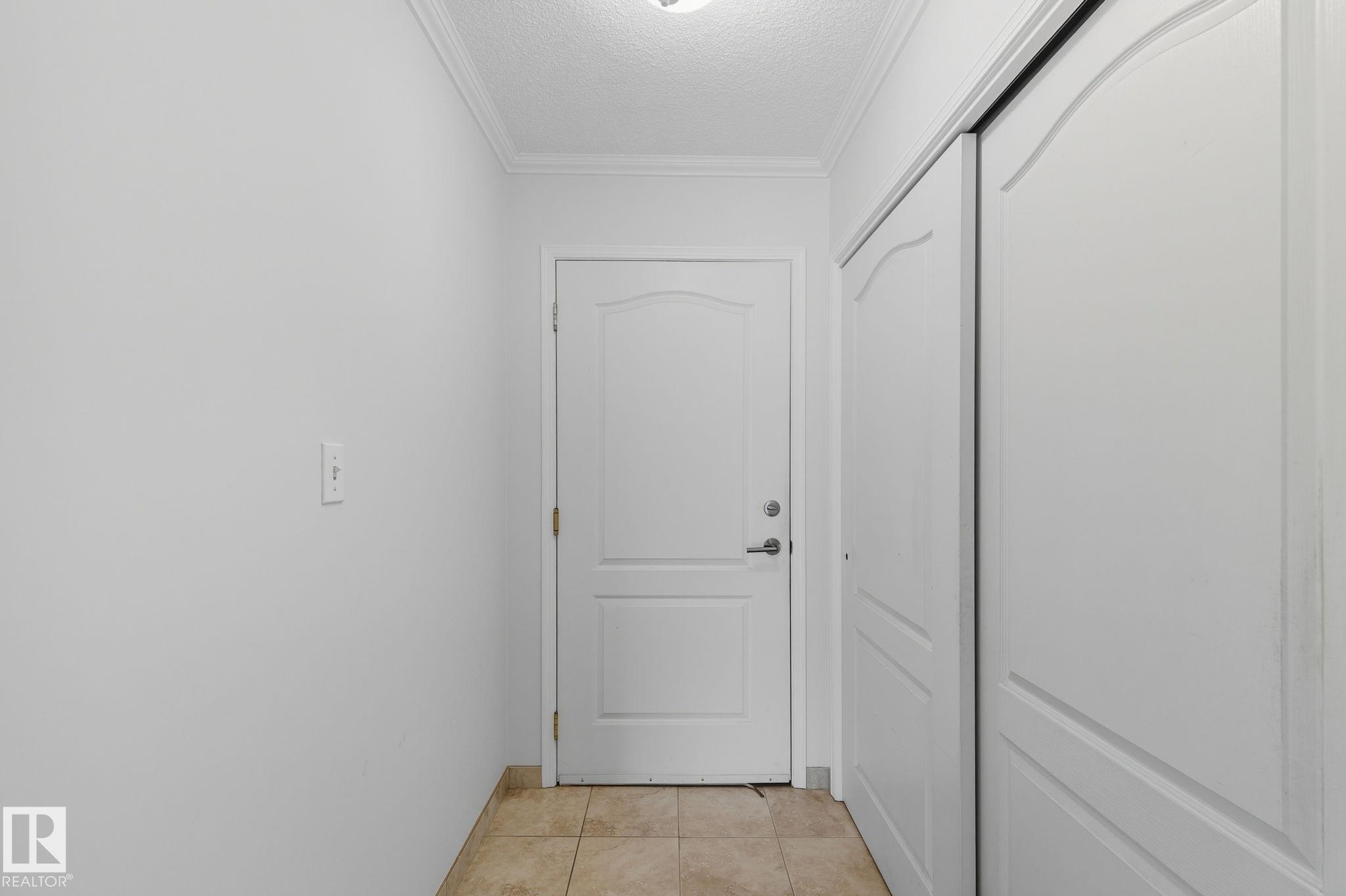 #102 35 Sir Winston Churchill Avenue, Downtown, St. Albert