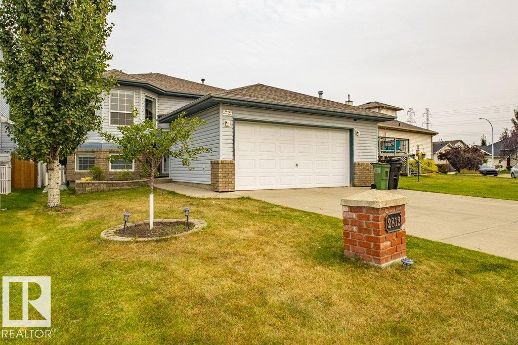 2812 40a Avenue NW, Larkspur, Edmonton