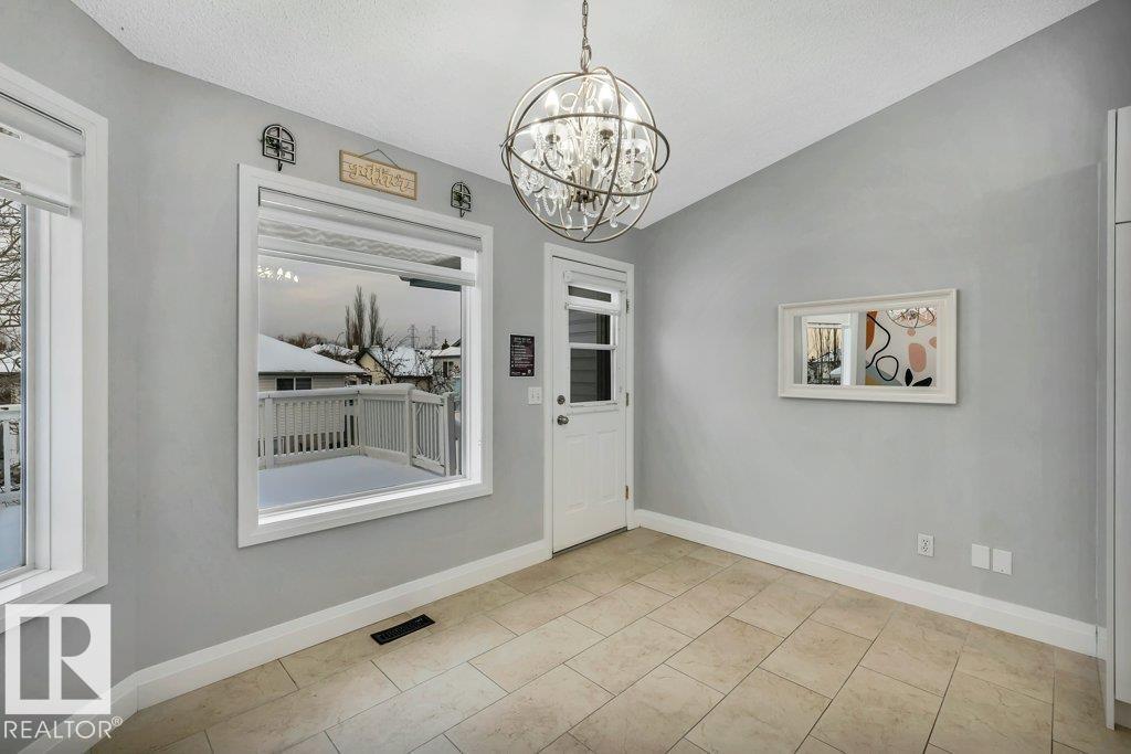 Photo 18 at 2812 40a Avenue NW, Larkspur, Edmonton