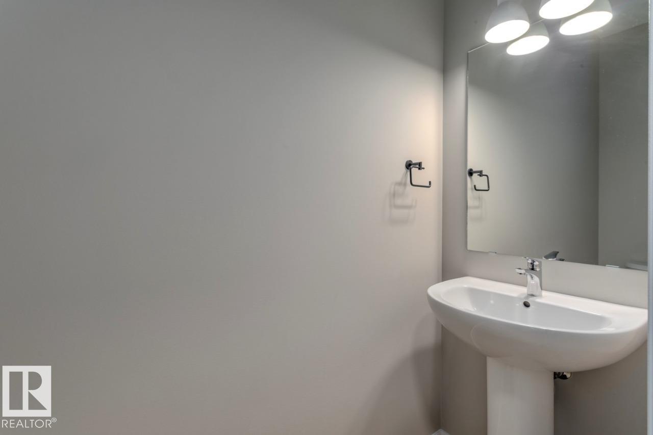 Photo 7 at 7113 51 Avenue, Elan, Beaumont