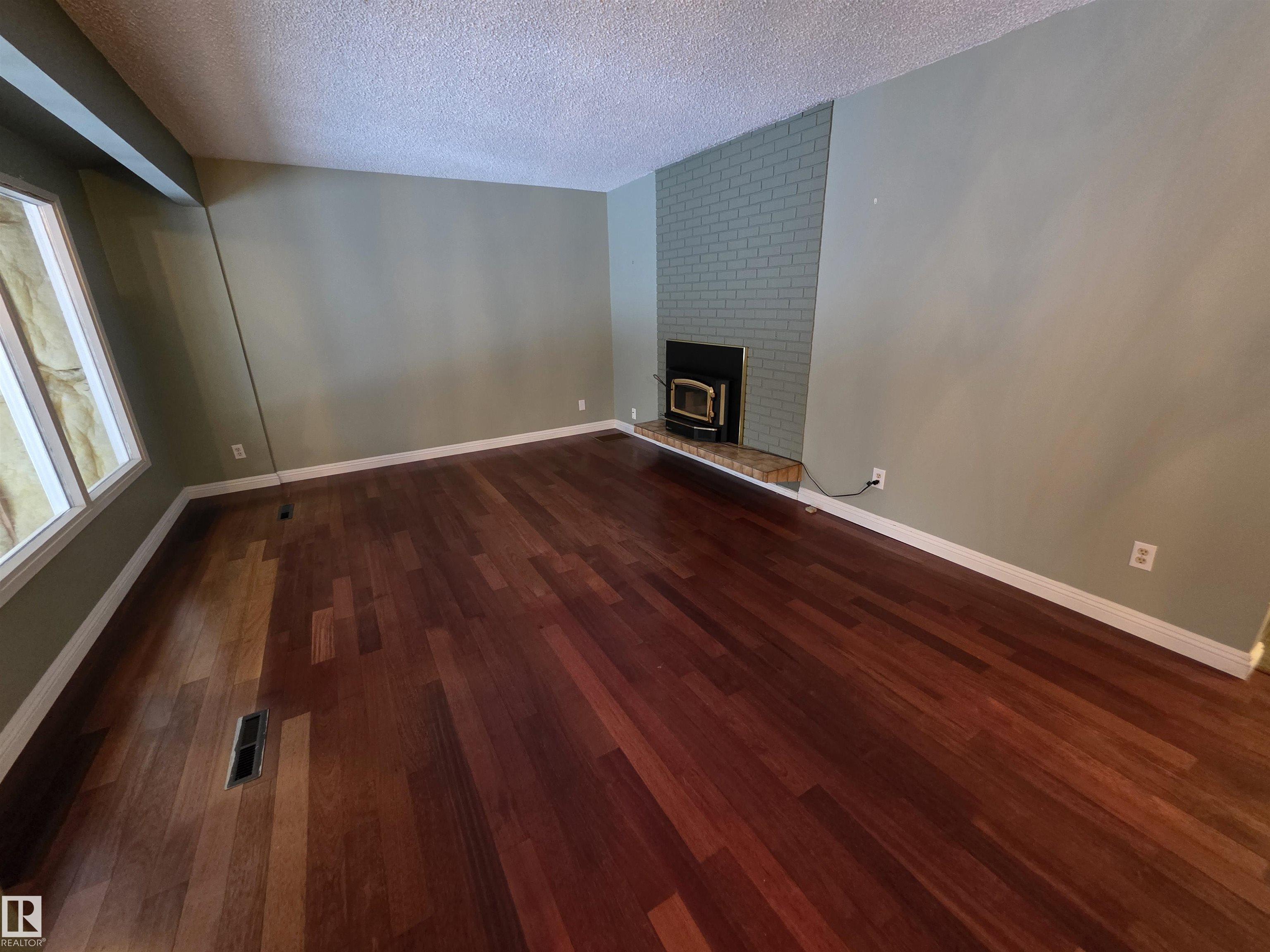 Photo 10 at 61 - 52349 Rge Road 233, Campbelltown Heights, Rural Strathcona County