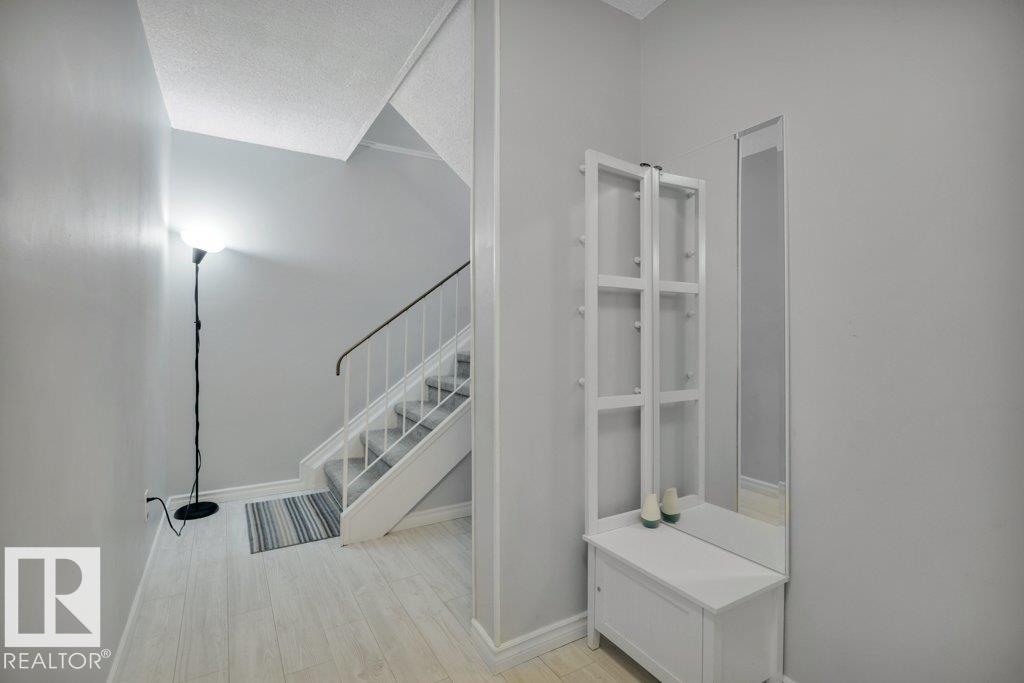 Picture for 322 WILLOW CO NW