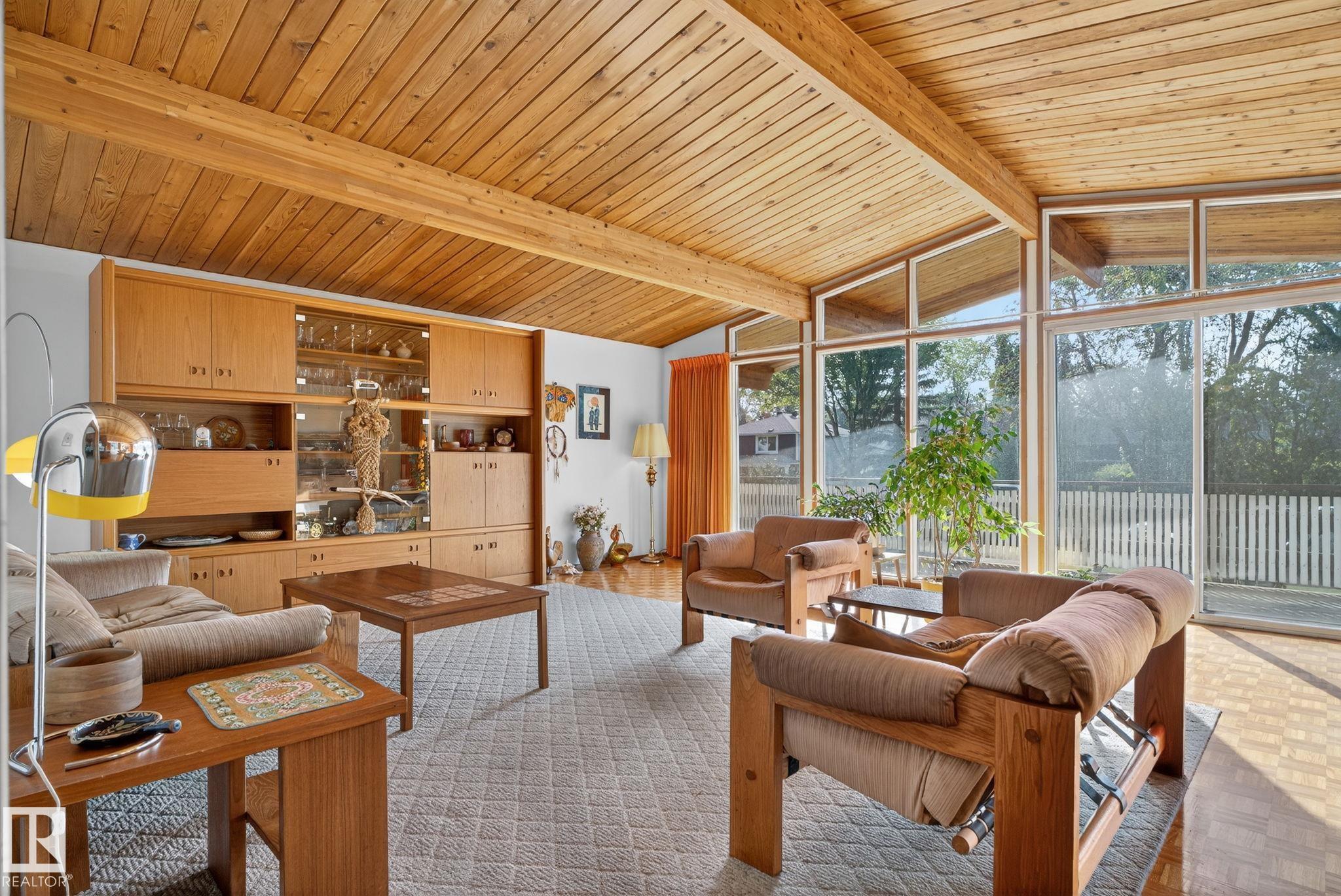 Picture for 9937 82 ST NW