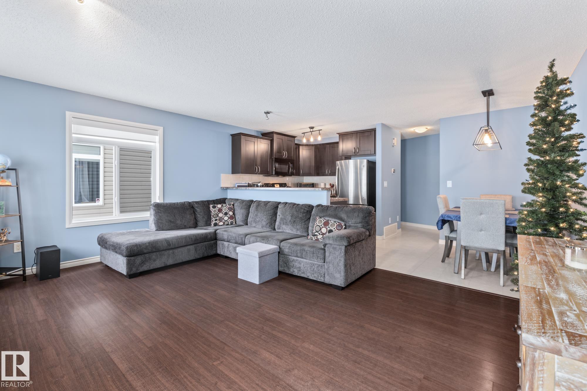 Photo 12 at 4 - 9511 102 Avenue, Morinville