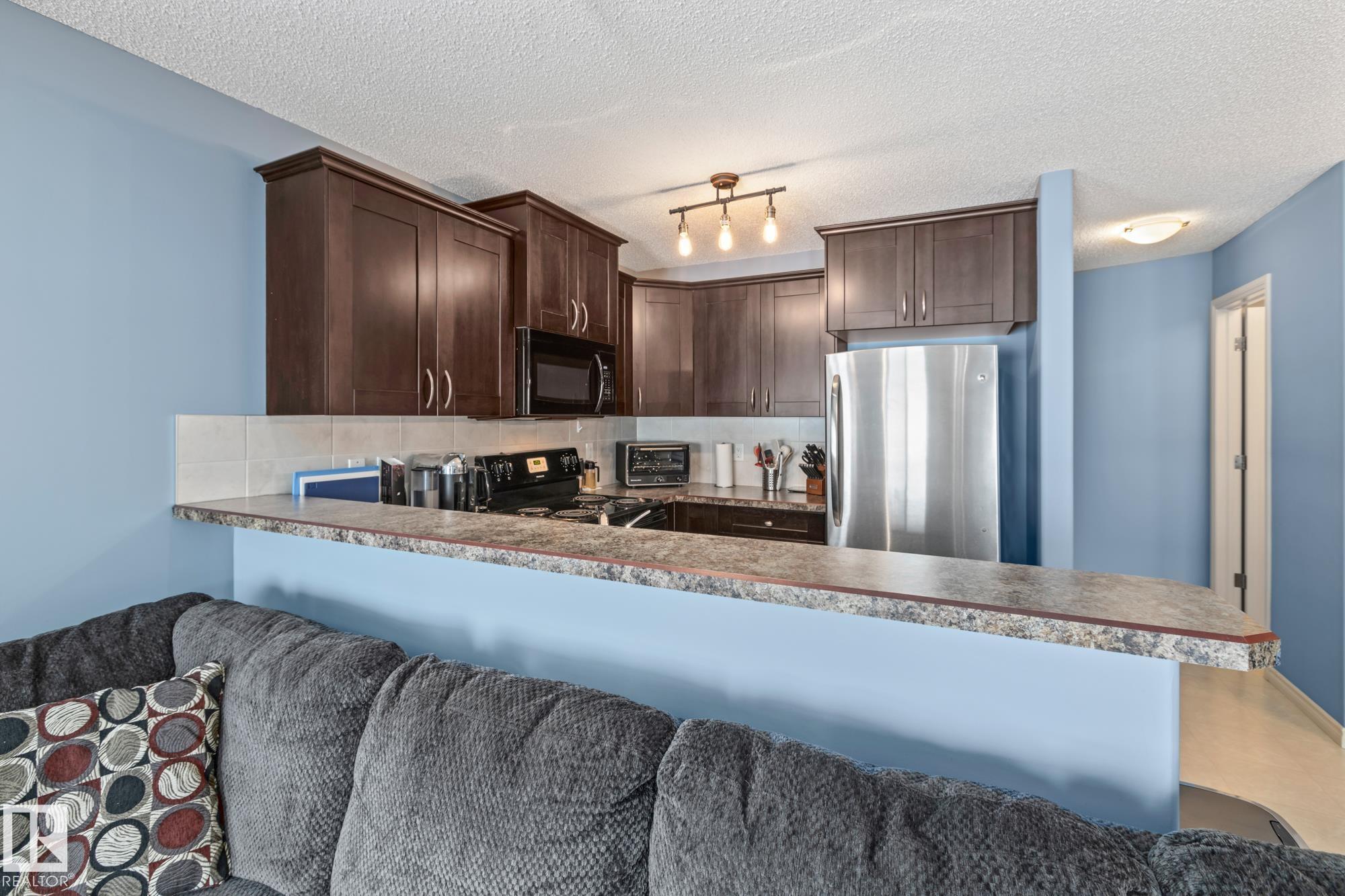 Photo 14 at 4 - 9511 102 Avenue, Morinville
