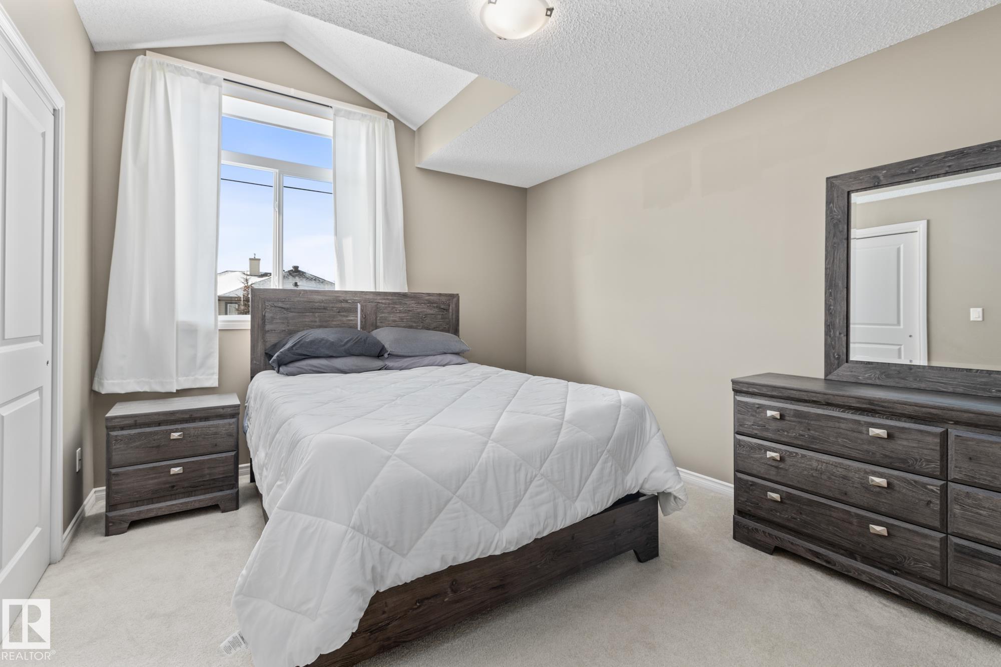 Photo 15 at 4 - 9511 102 Avenue, Morinville