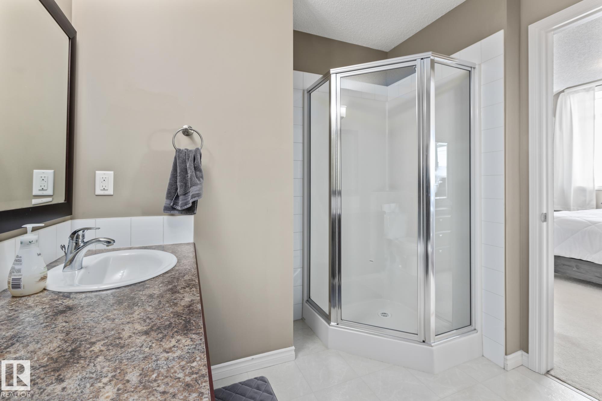 Photo 20 at 4 - 9511 102 Avenue, Morinville