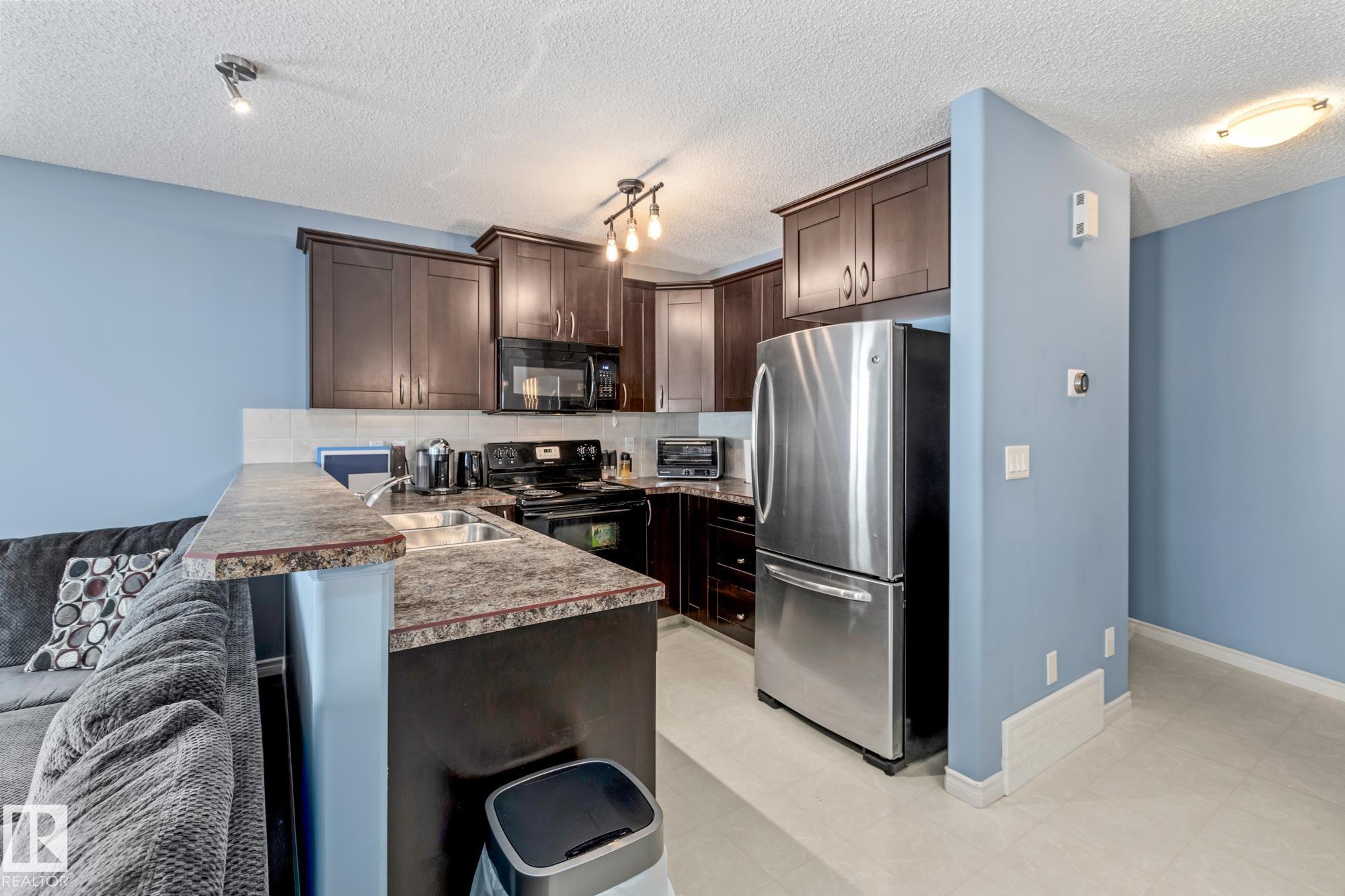 Photo 7 at 4 - 9511 102 Avenue, Morinville