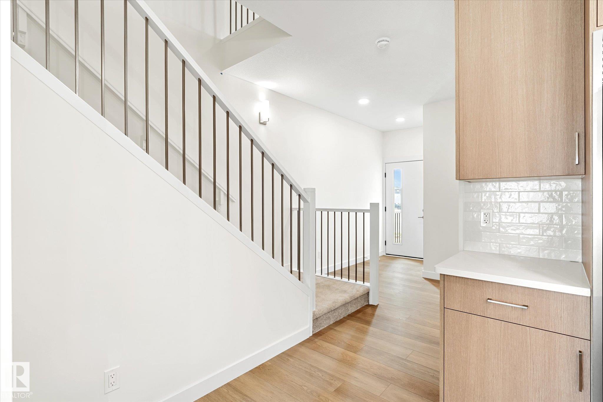 Picture for 22372 89 AV NW