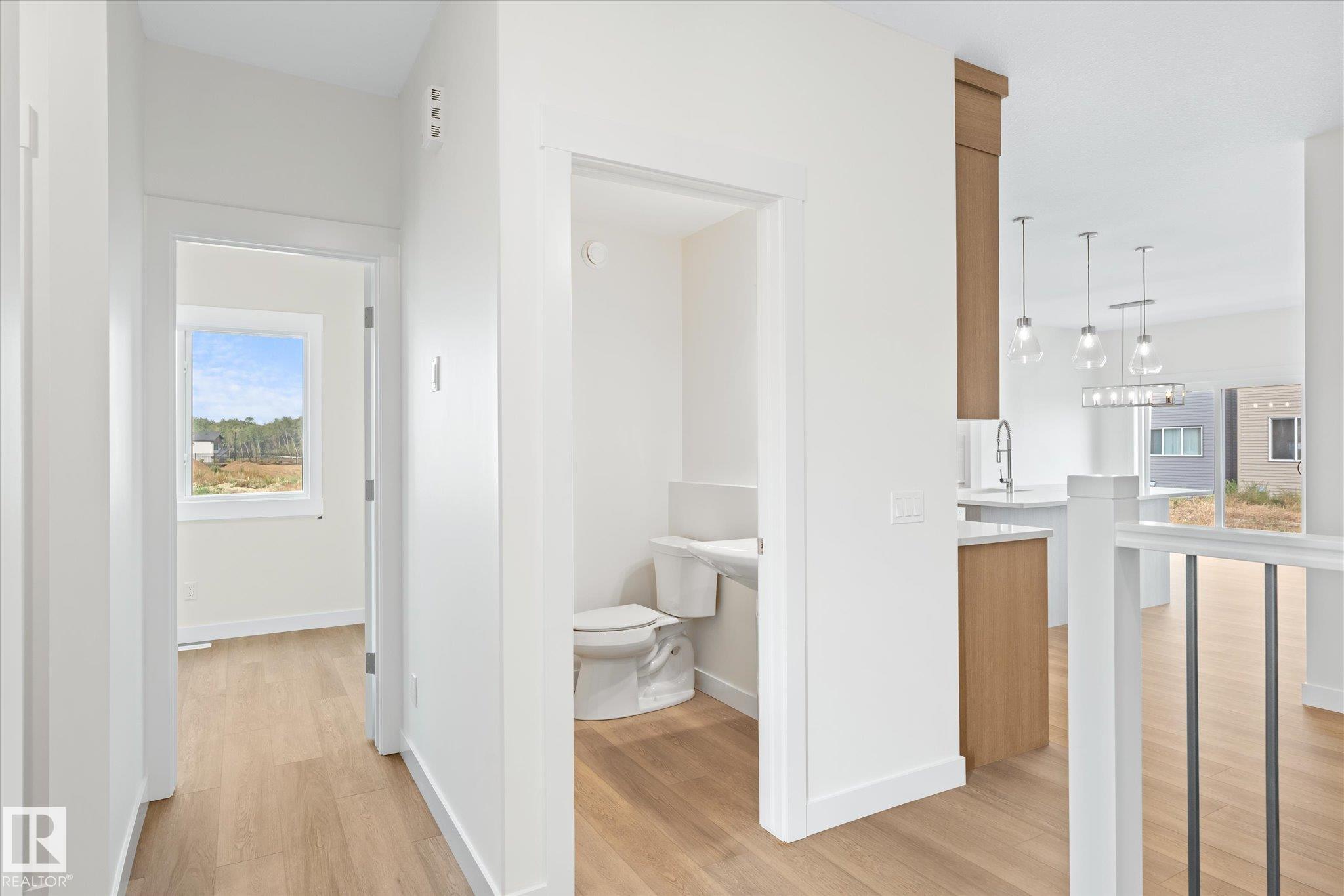 Picture for 22372 89 AV NW