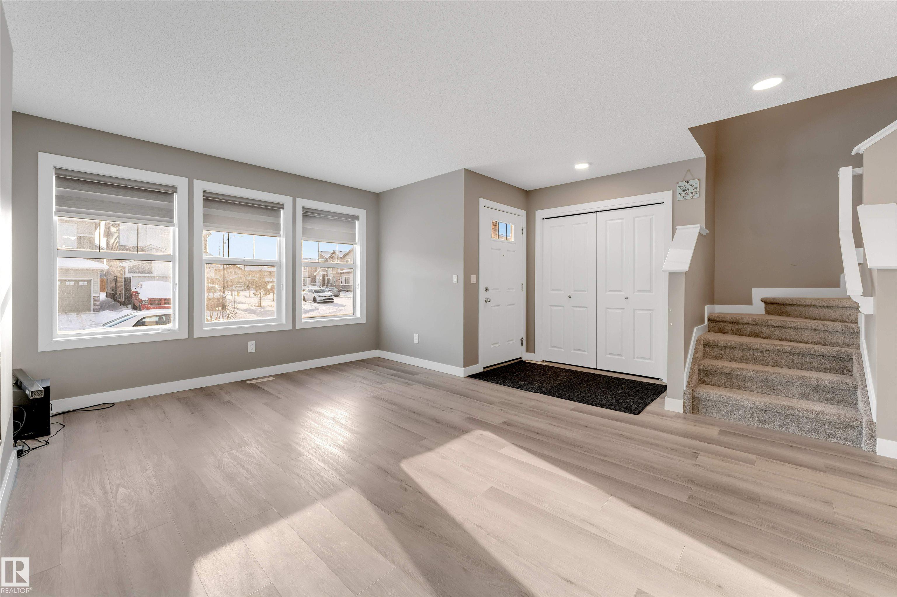 Picture for 324 36 AV NW NW