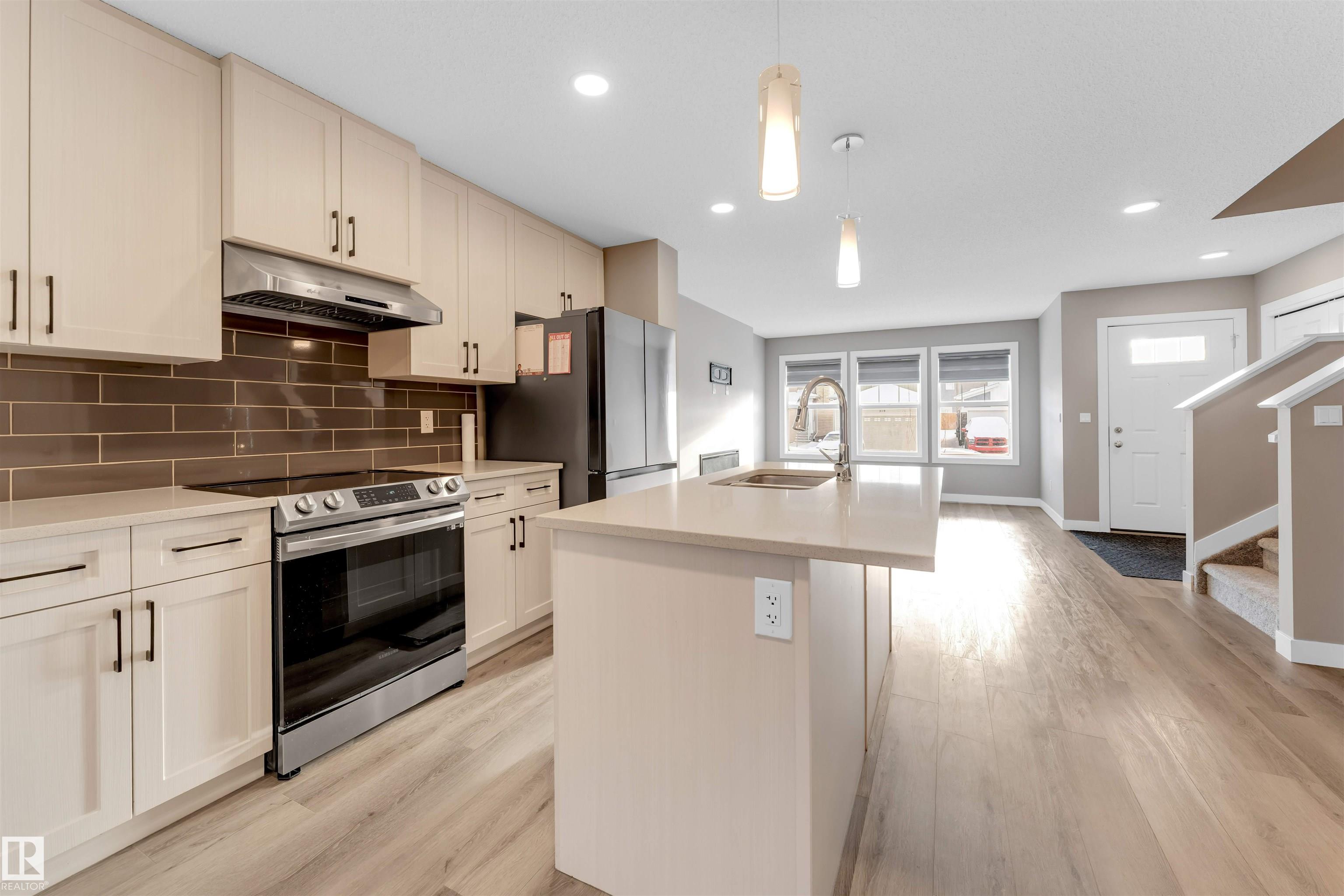 Picture for 324 36 AV NW NW